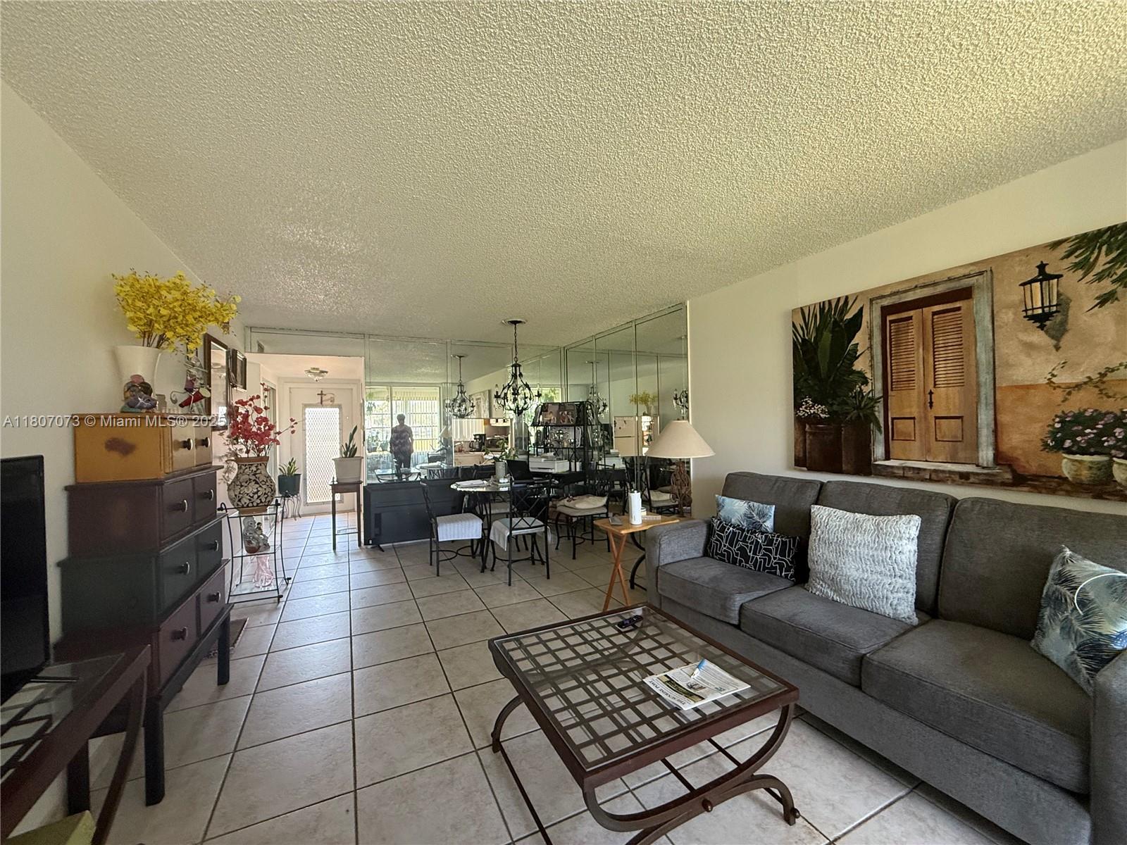 8021 N Sunrise Lakes Dr #206, Sunrise, Florida image 9