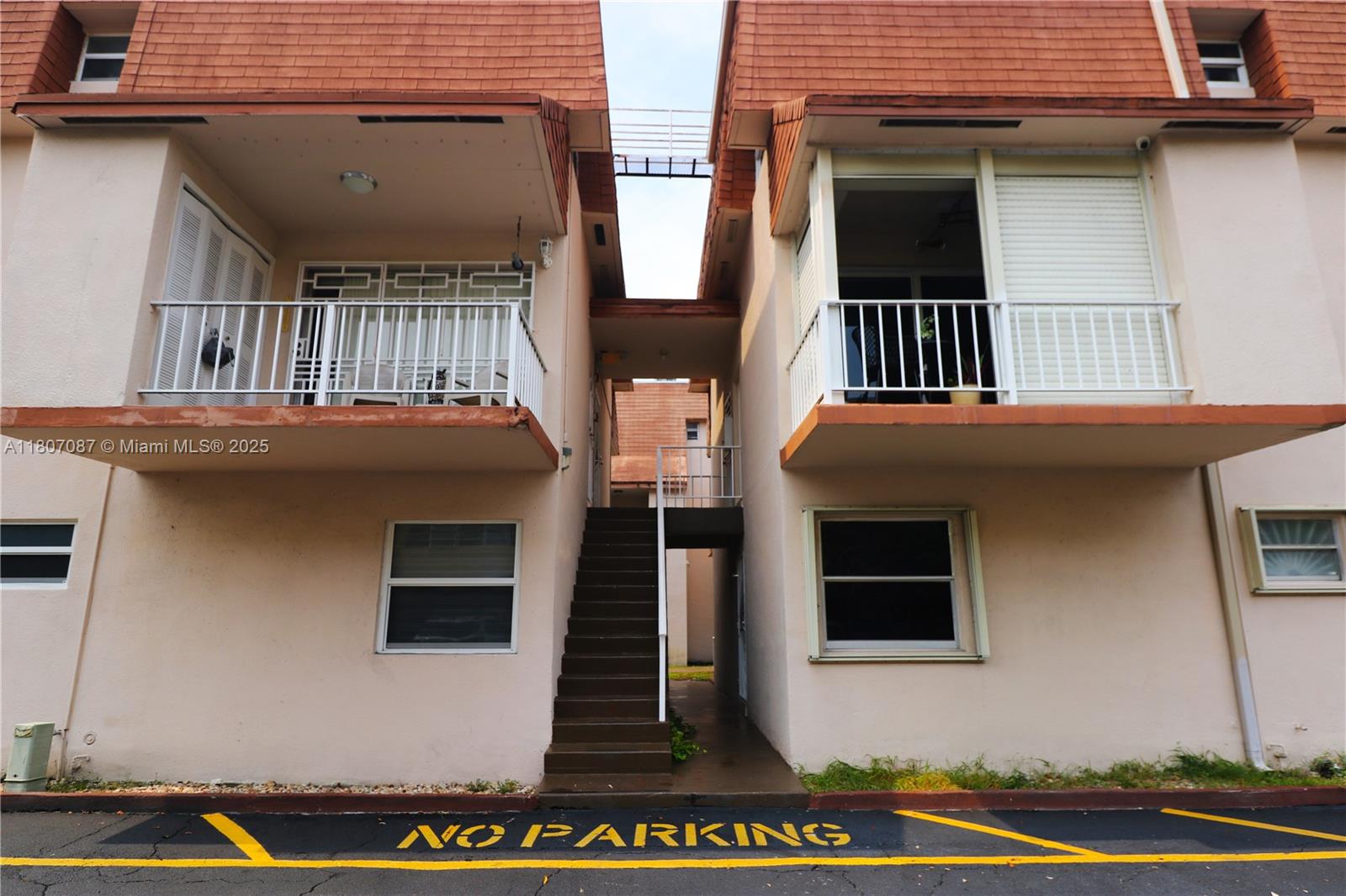 1560 W 46th St #229, Hialeah, Florida image 3