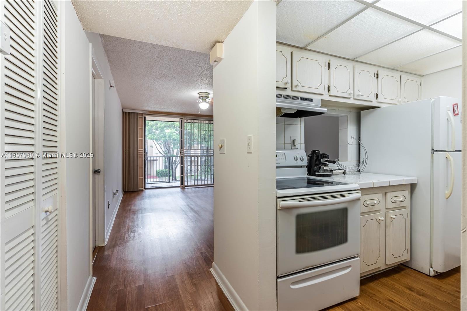Property photo # 4