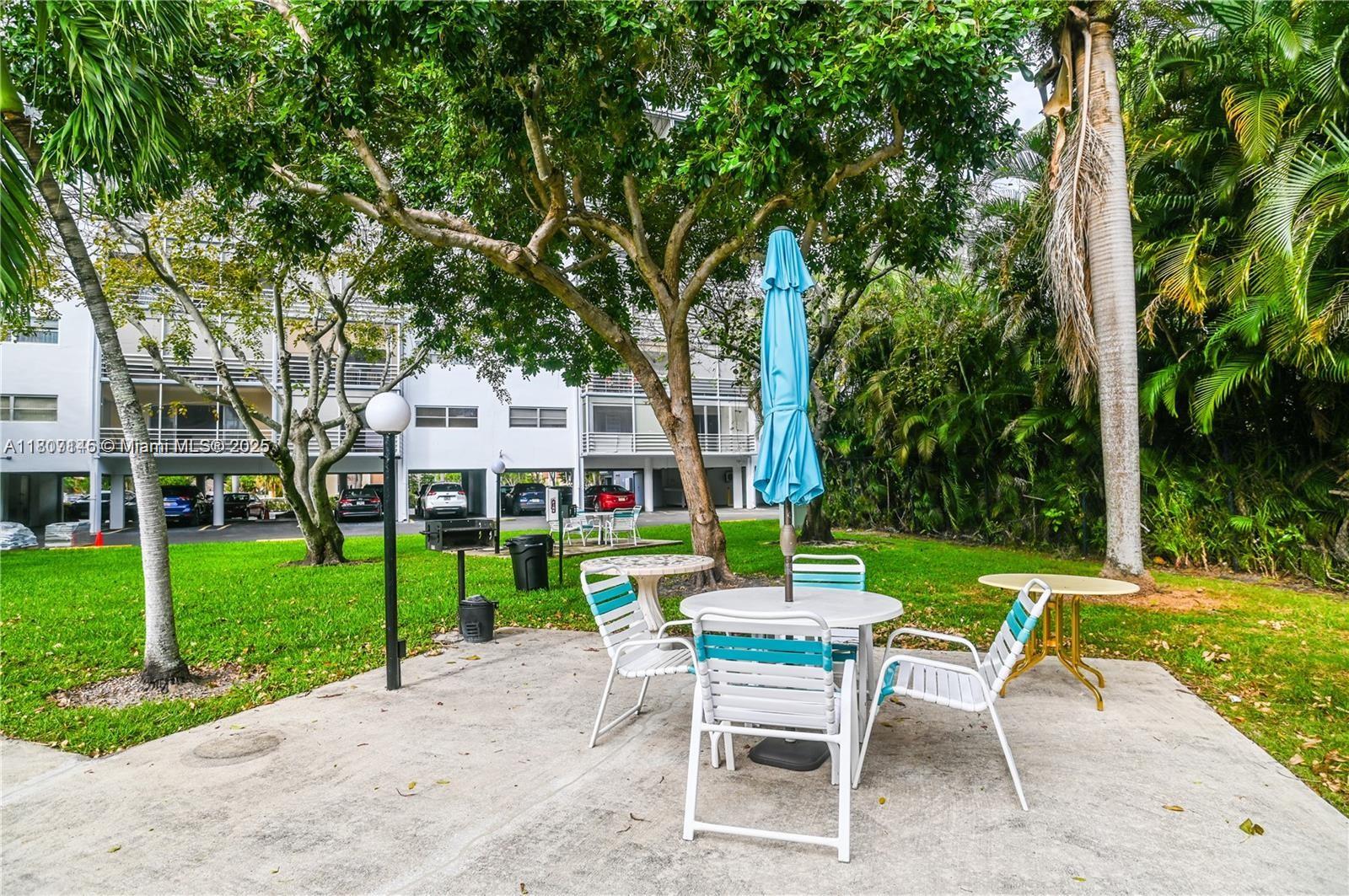 1425 Atlantic Shores Blvd #204, Hallandale Beach, Florida image 10