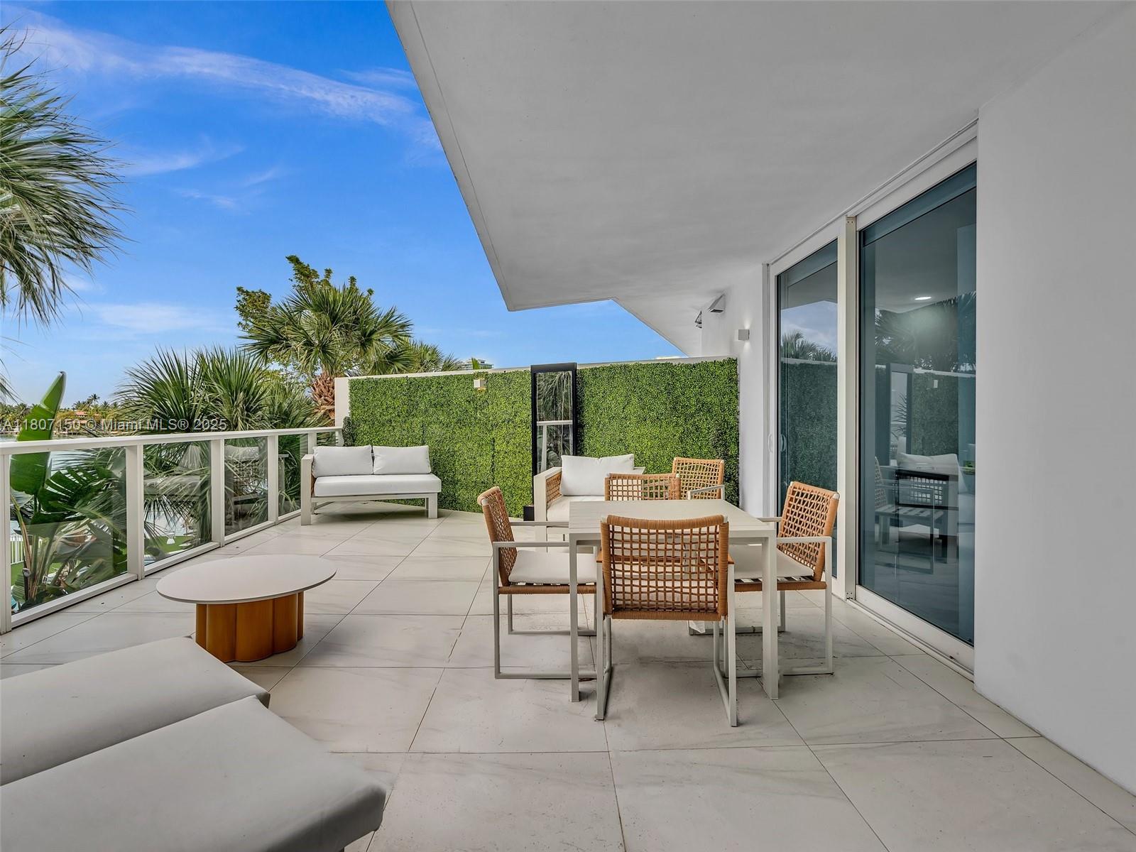 9821 E Bay Harbor Dr #302, Bay Harbor Islands, Florida image 17