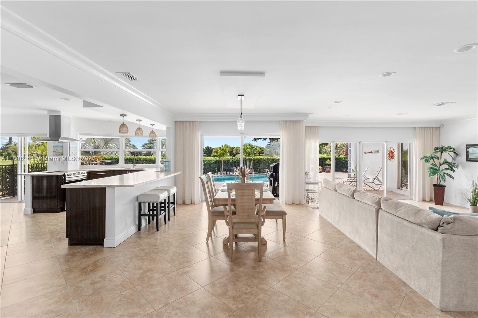 4902 N Travelers Palm Ln, Tamarac, Florida image 12