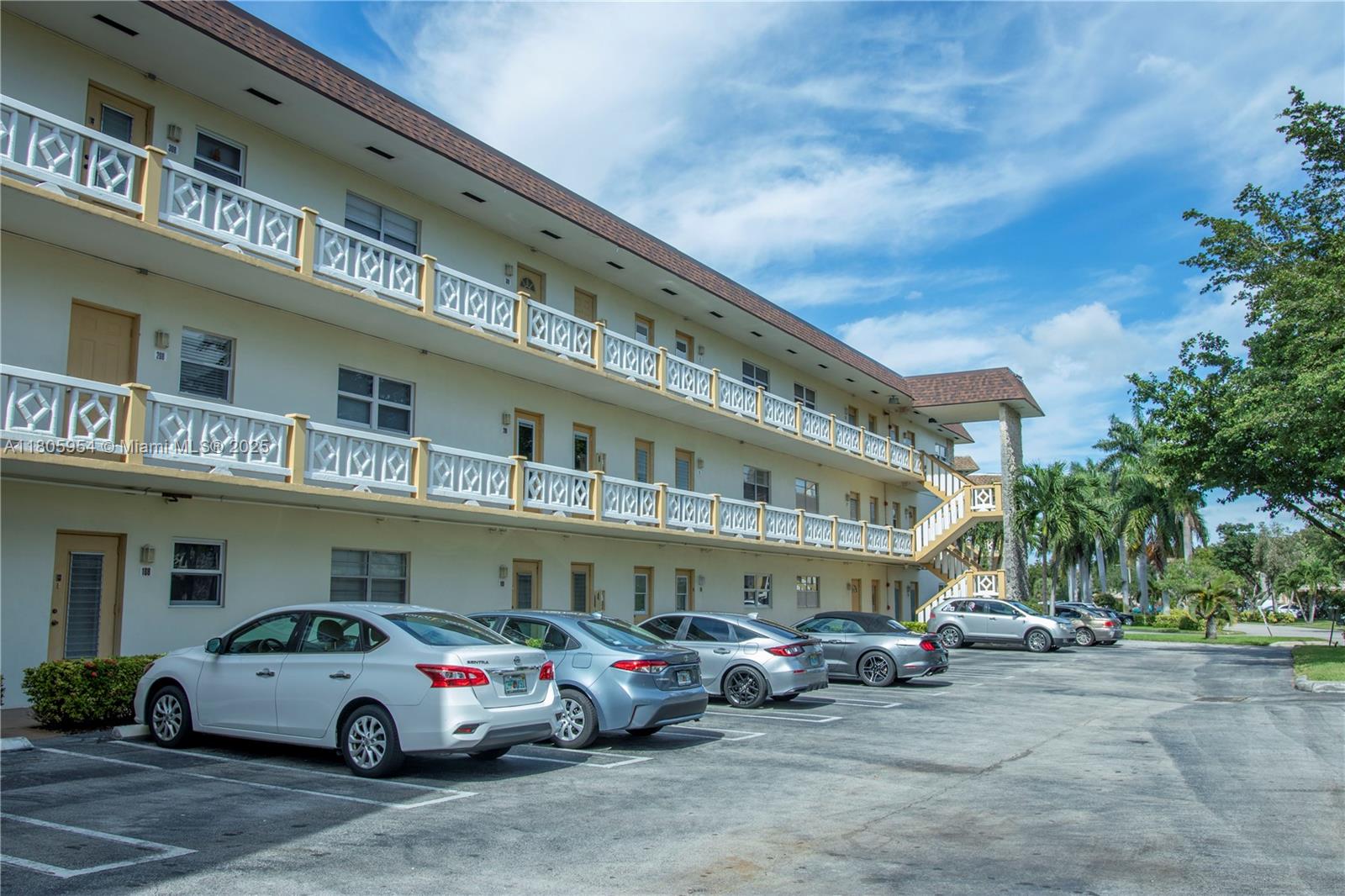 listing main picture