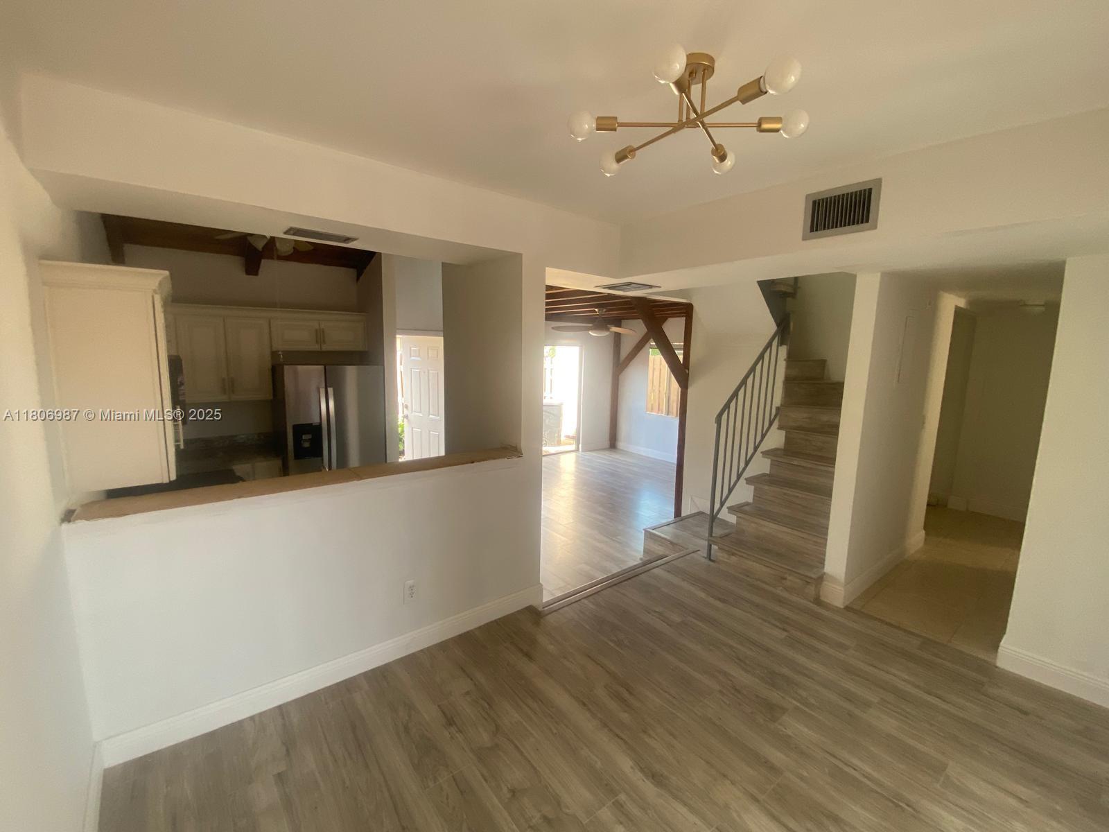 8015 SW 21st Ct, Davie, Florida image 3