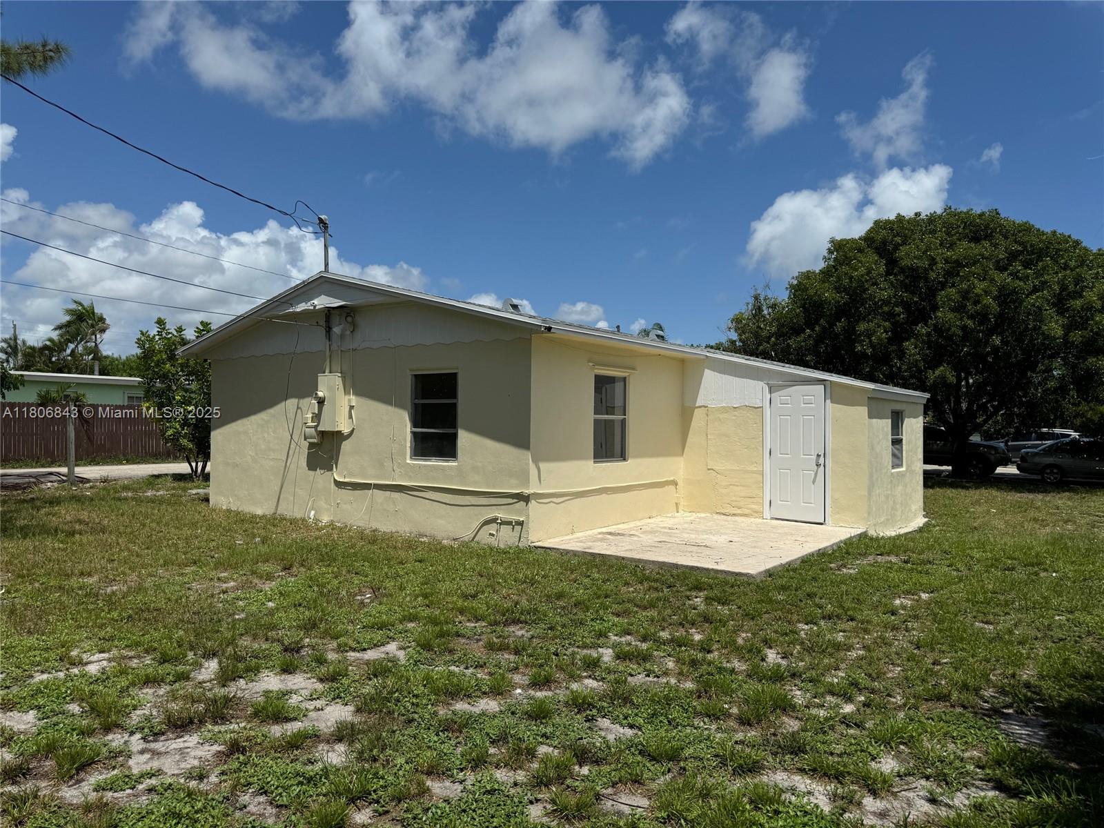 314 Anderson Rd, Lantana, Florida image 17