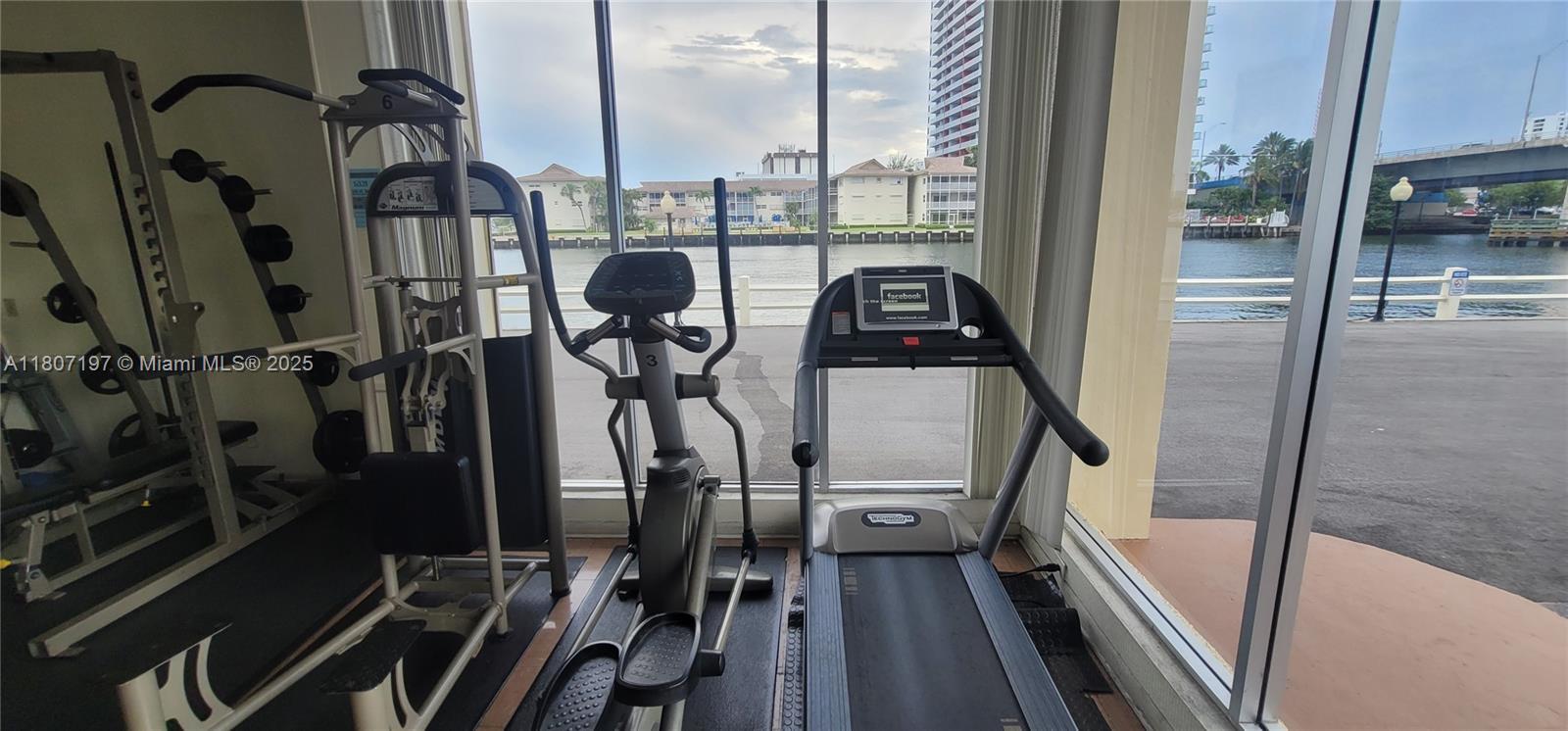 1825 S Ocean Dr #814, Hallandale Beach, Florida image 16