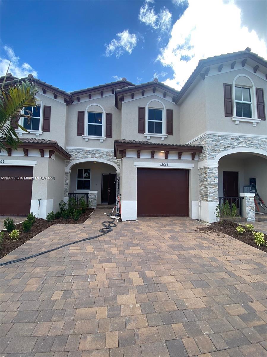 Property photo # 0