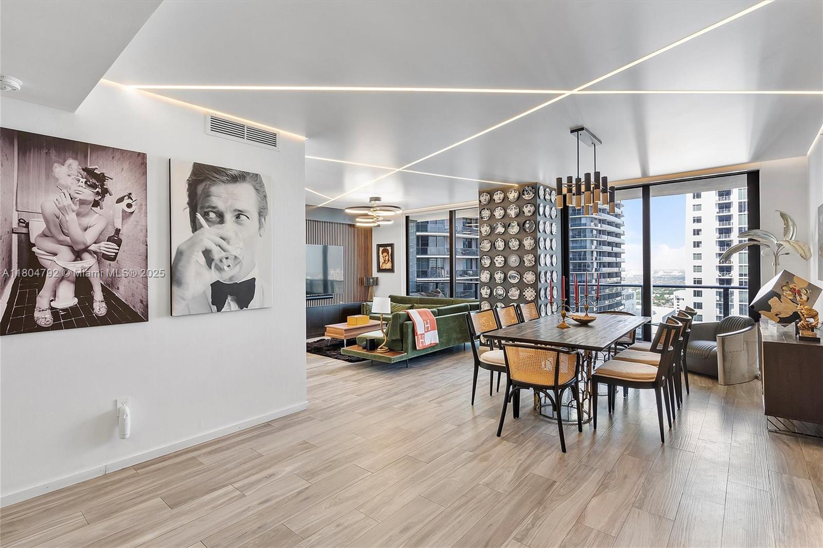 Condo for Sale in Miami, FL
