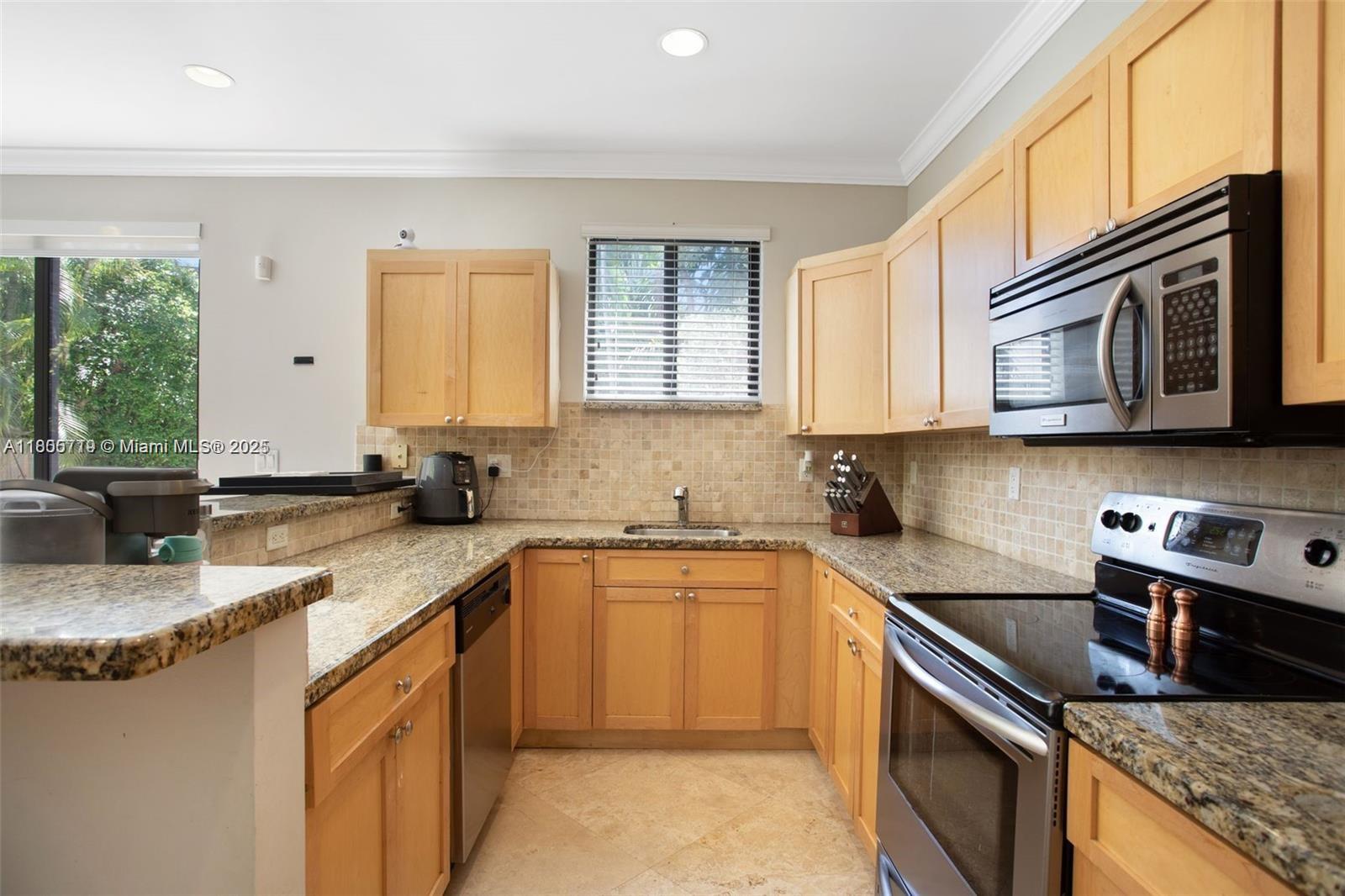 Property photo # 4