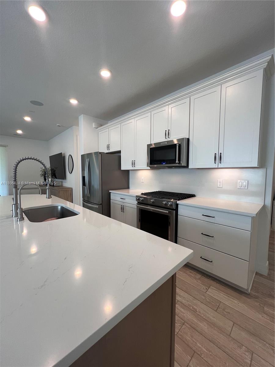 2814 Primrose Pl, Oakland Park, Florida image 18