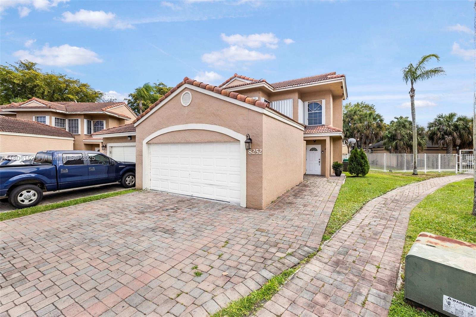 8252 NW 191st Ln #15R, Hialeah, Florida image 2