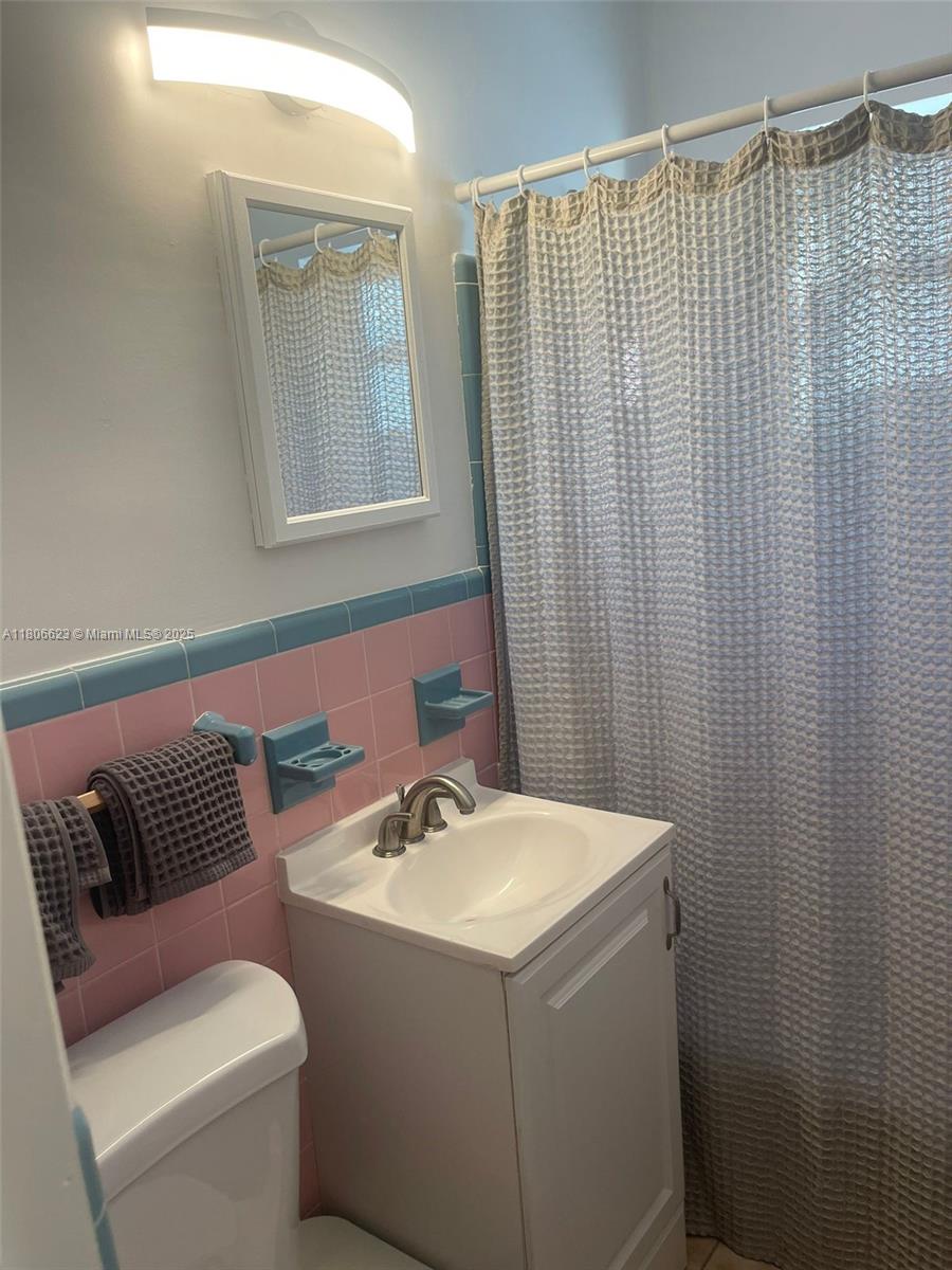338 Roosevelt St, Hollywood, Florida image 17