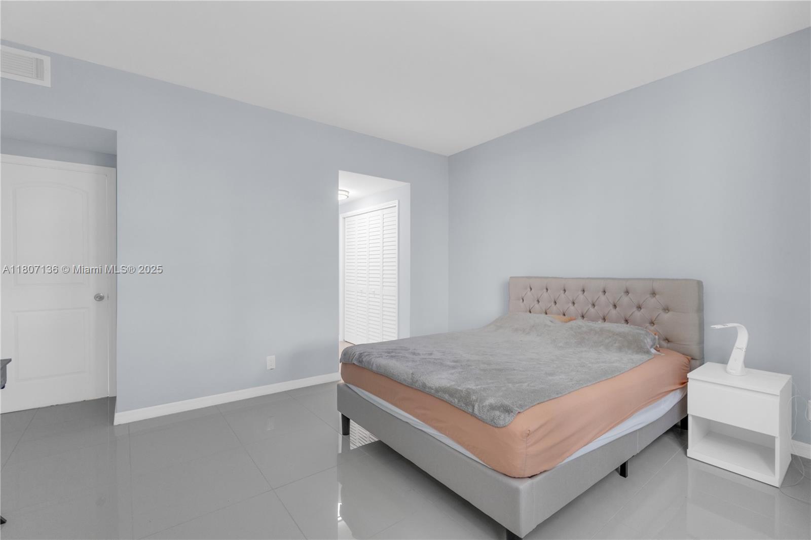 4400 Hillcrest Dr #107A, Hollywood, Florida image 19