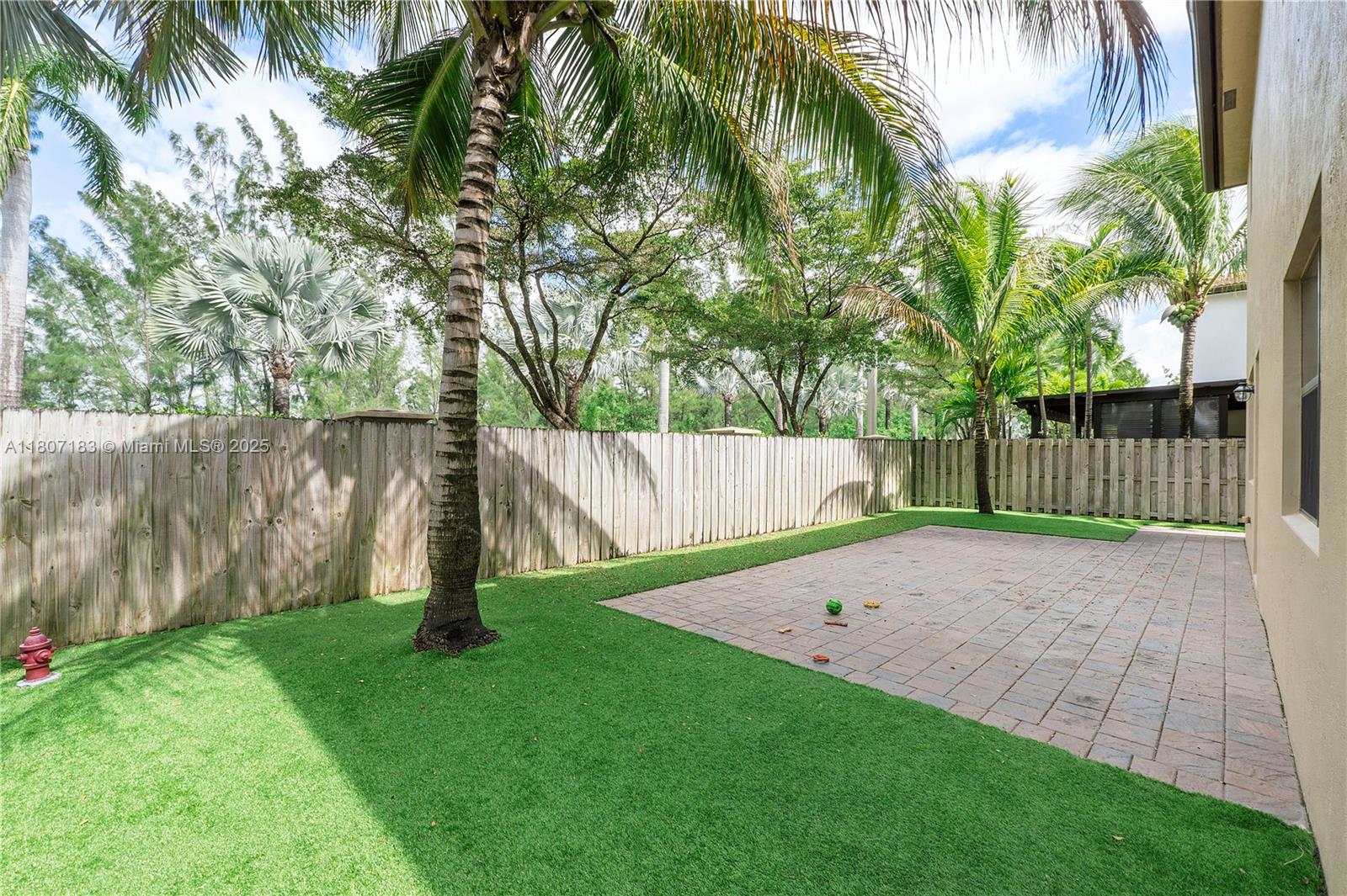 9815 NW 89th Ter, Doral, Florida image 41