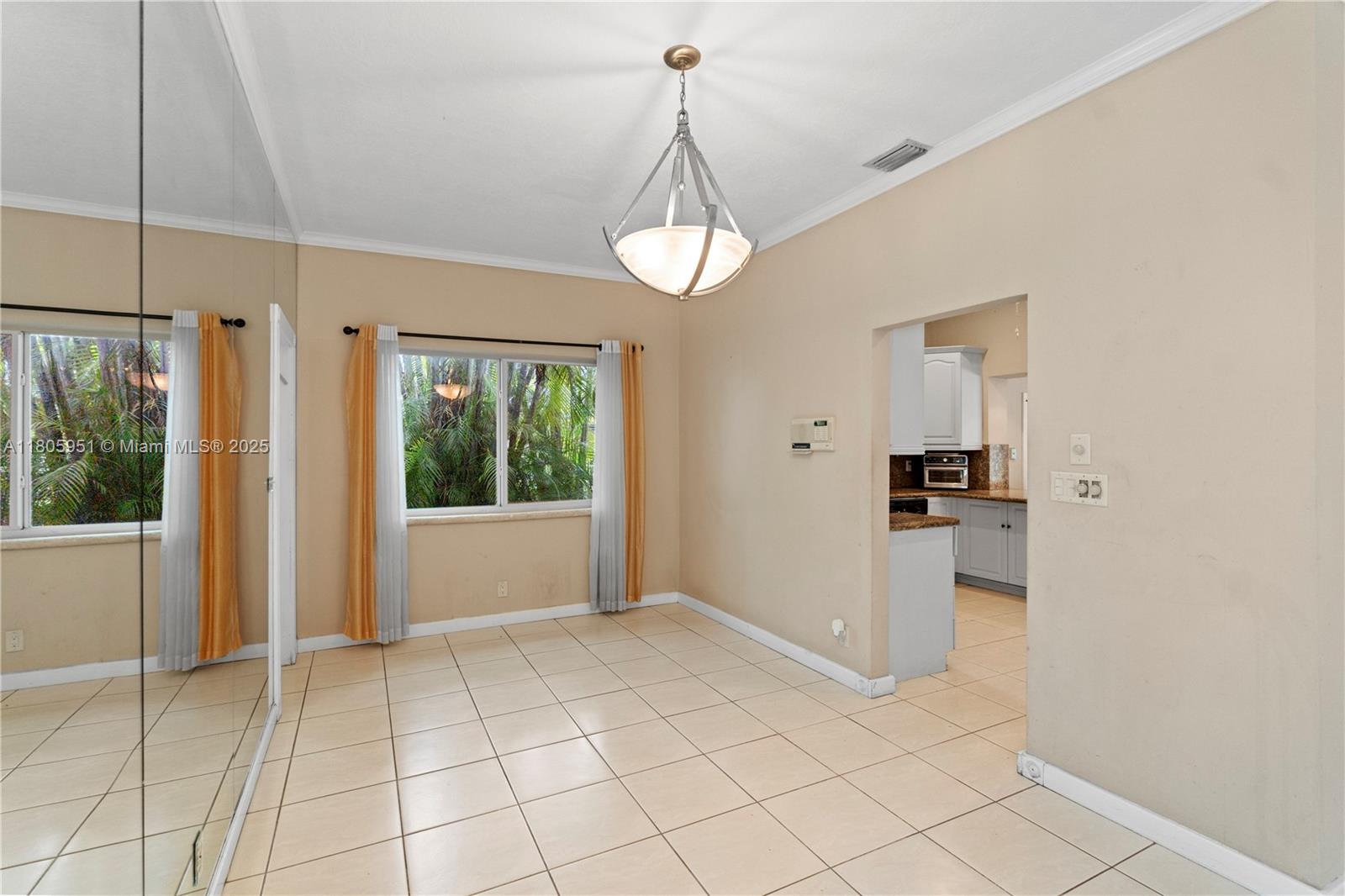 1090 Meadowlark Ave, Miami Springs, Florida image 5