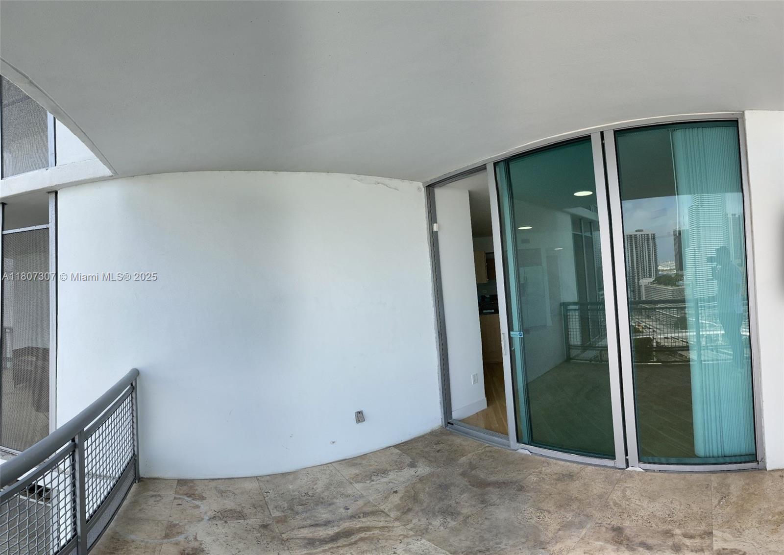 350 S Miami Ave #2211, Miami FL 33130