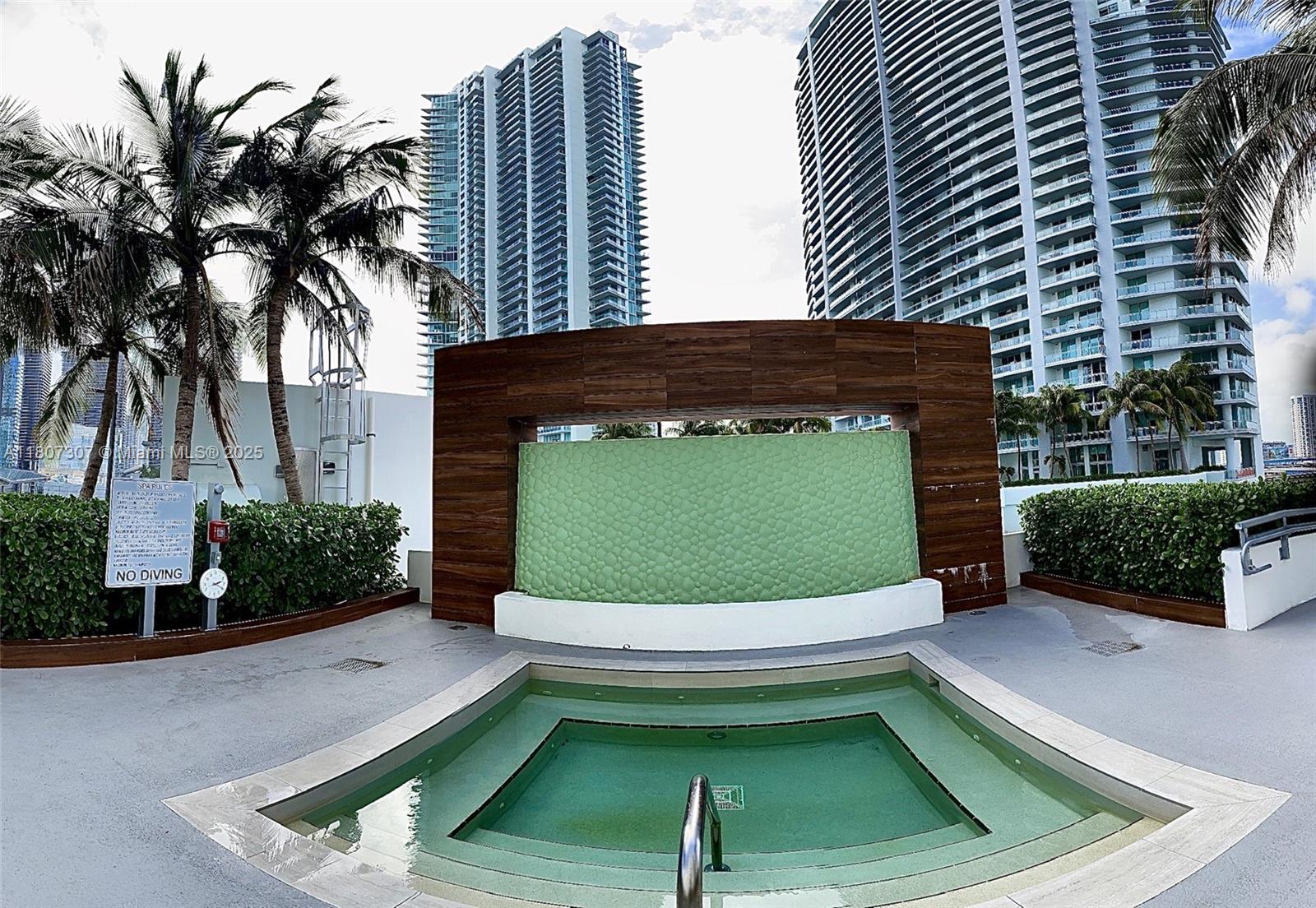 350 S Miami Ave #2211, Miami FL 33130
