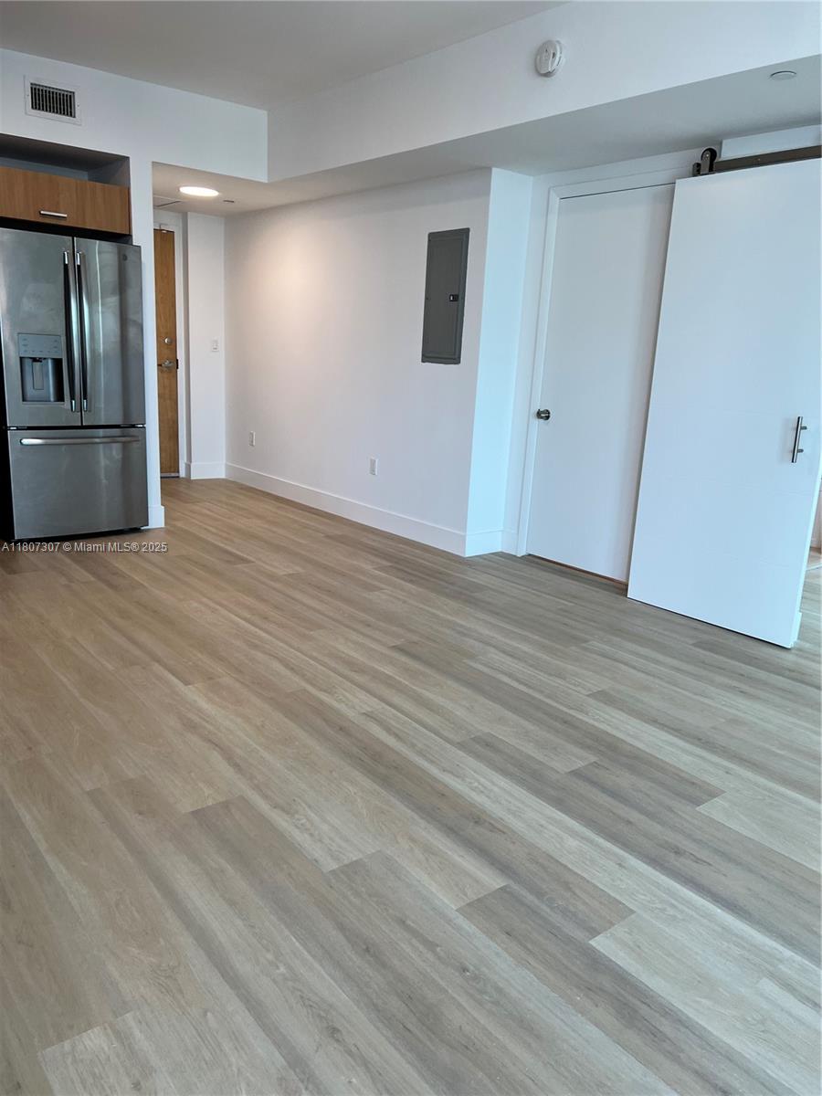 350 S Miami Ave #2211, Miami FL 33130