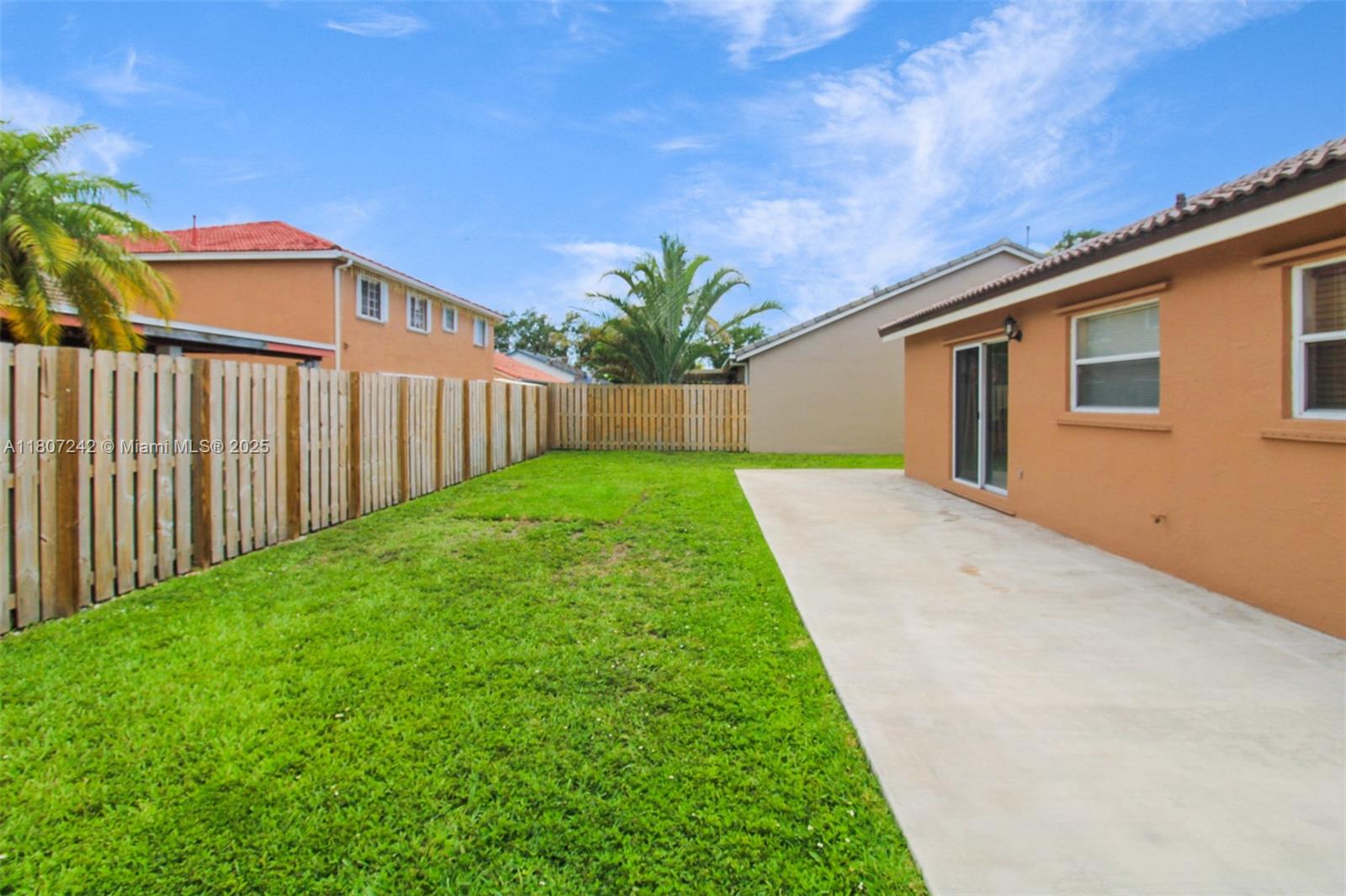 19171 NW 89th Ct, Hialeah, Florida image 19