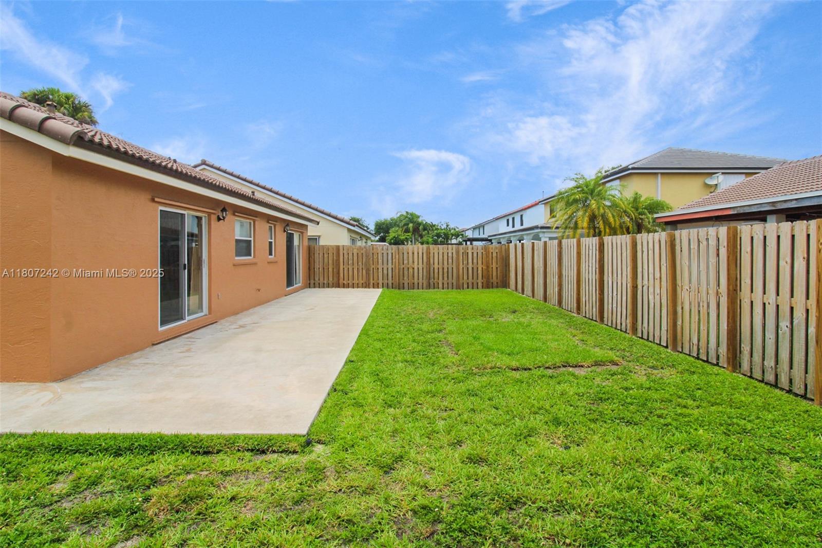 19171 NW 89th Ct, Hialeah, Florida image 27