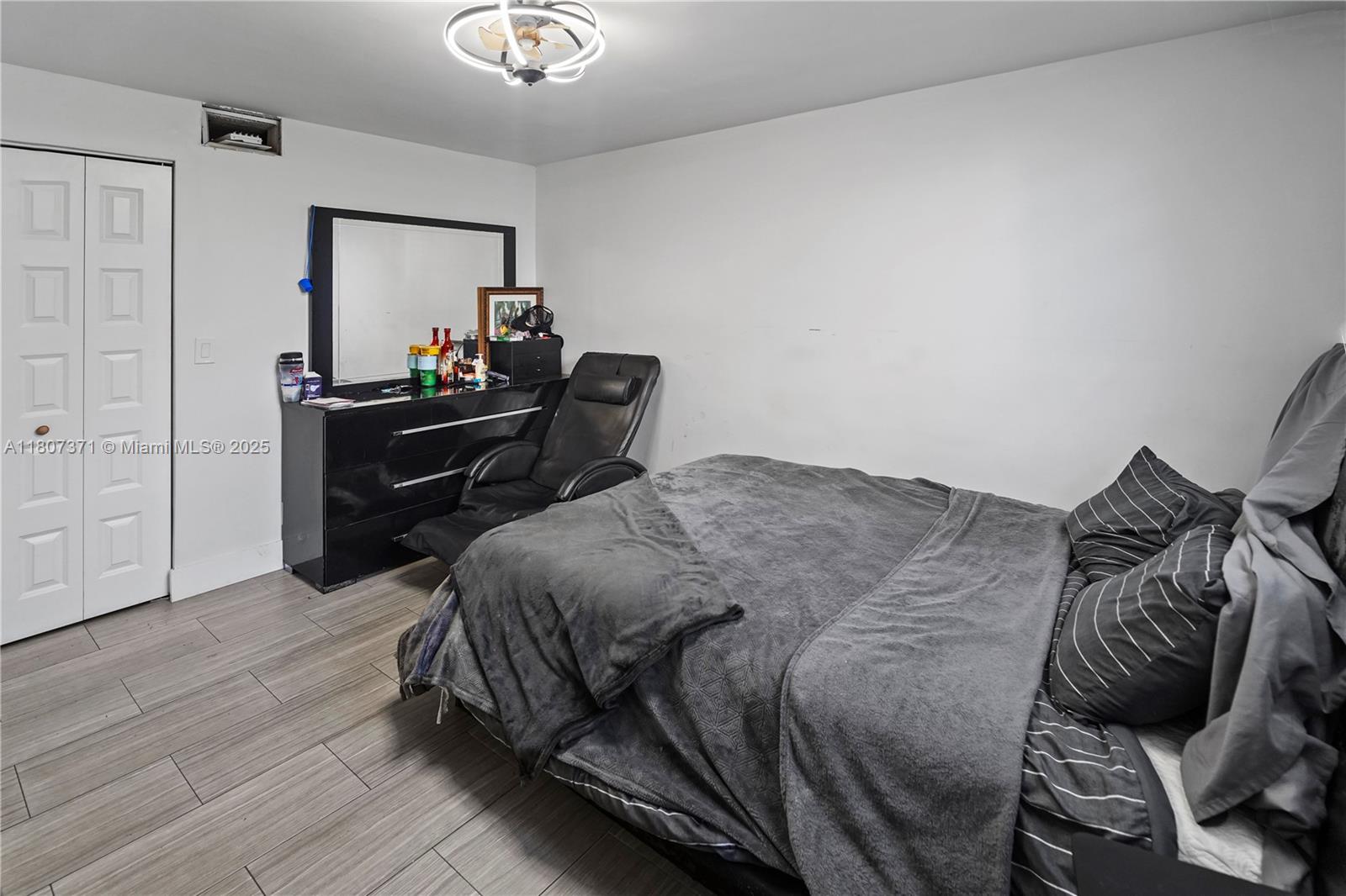 141 SE 3rd Ave #101, Dania Beach, Florida image 9