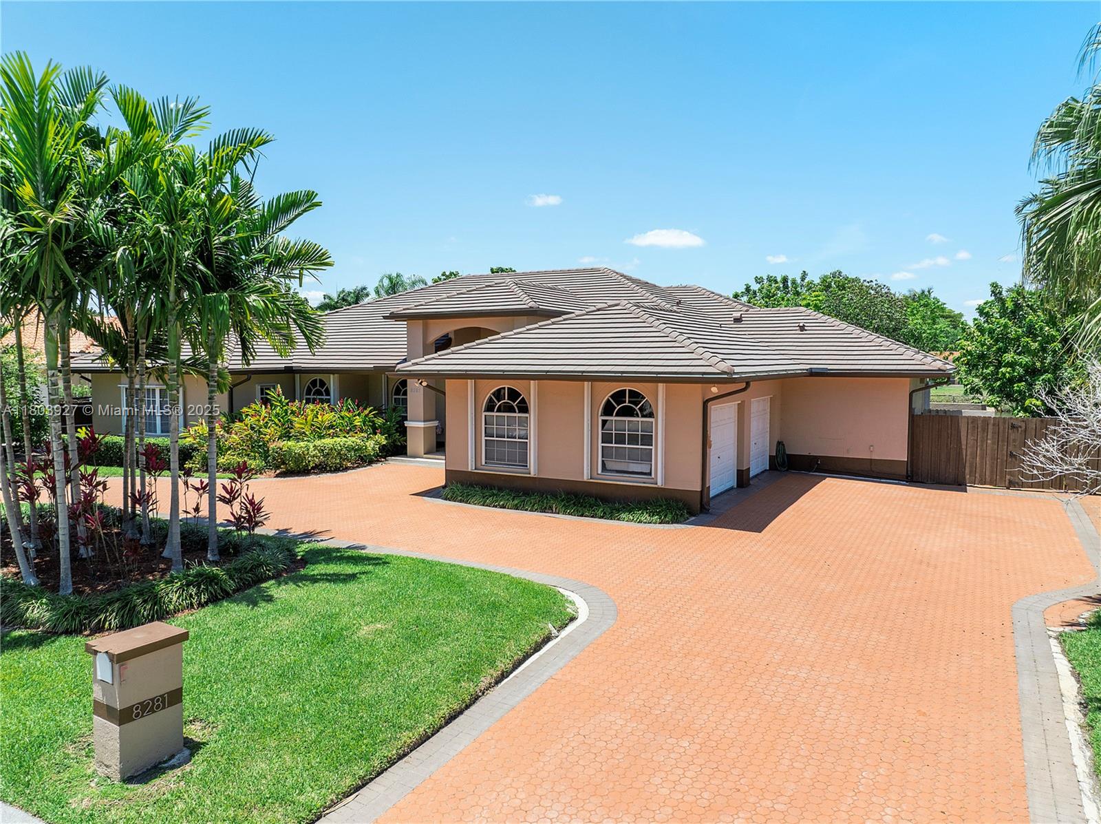 Listing Photo 1