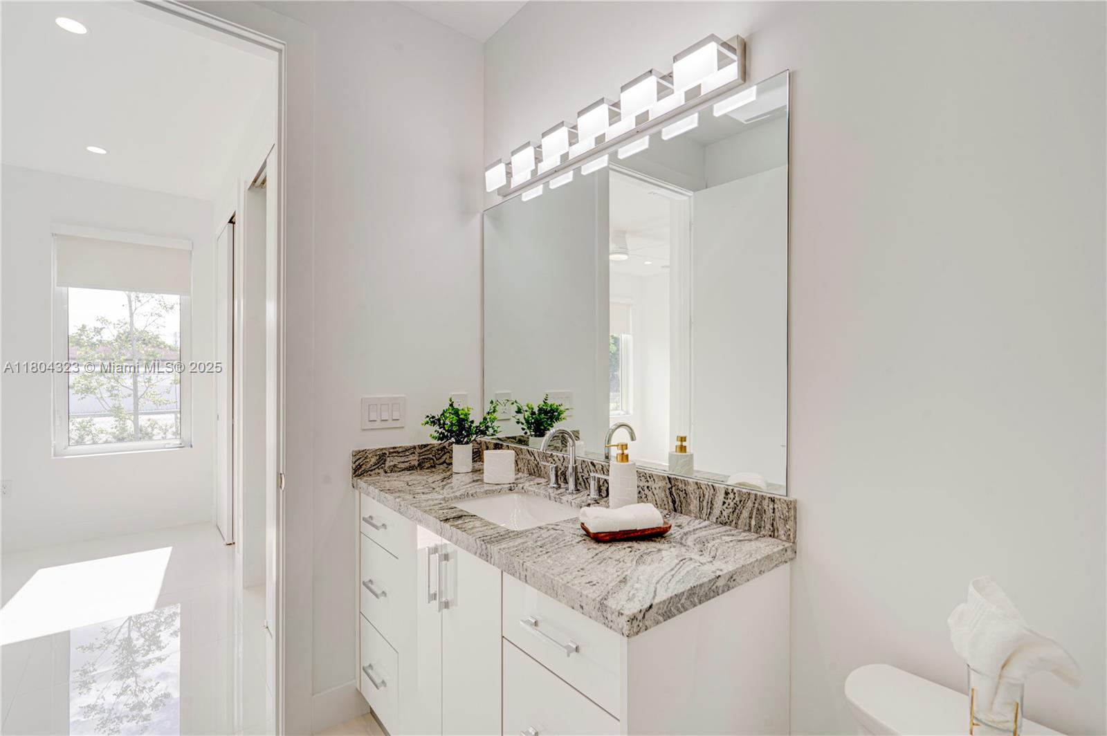 1805 NW 22nd Ct, Miami, Florida image 25