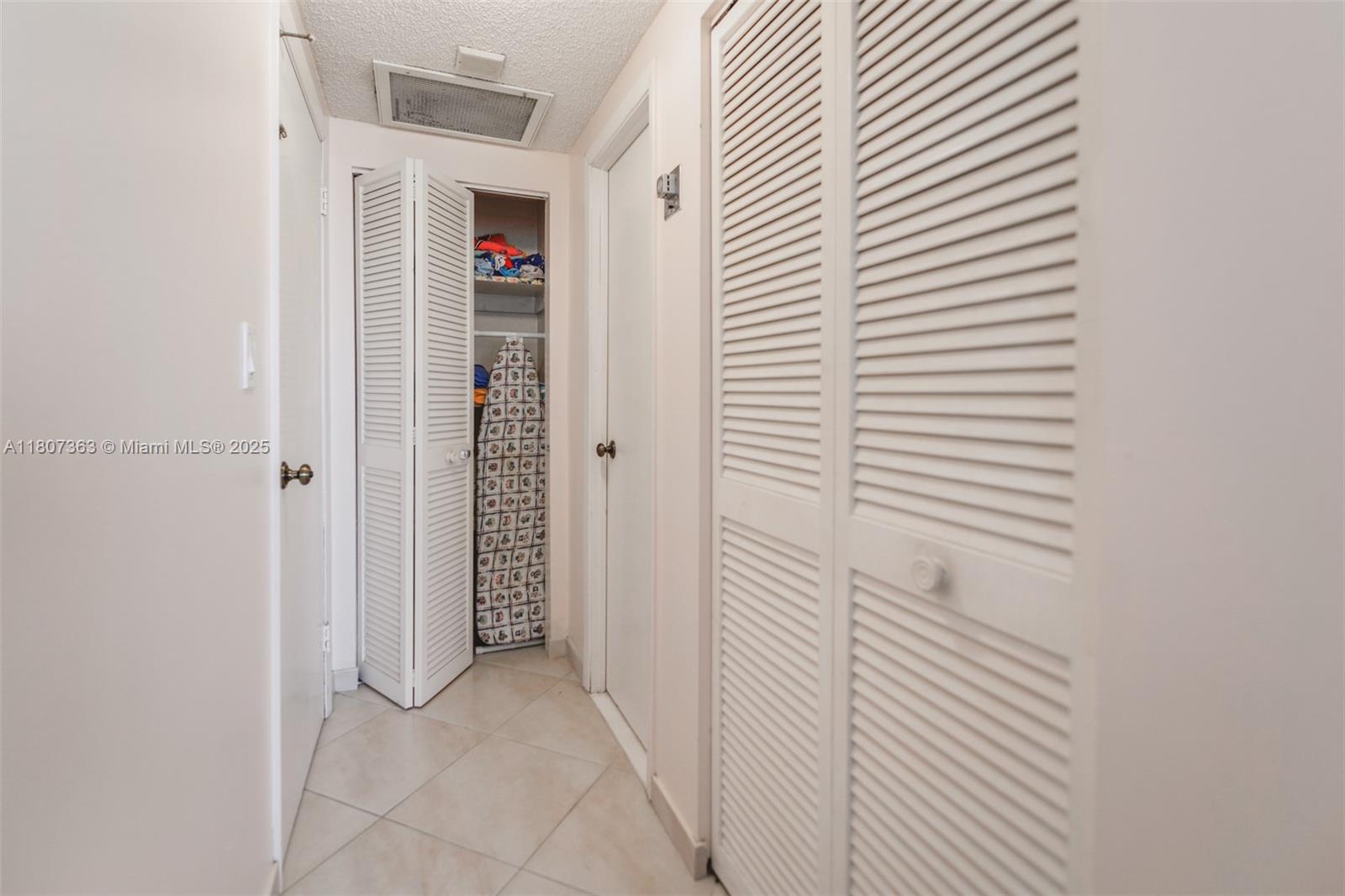 1950 S Ocean Dr #3L, Hallandale Beach, Florida image 17