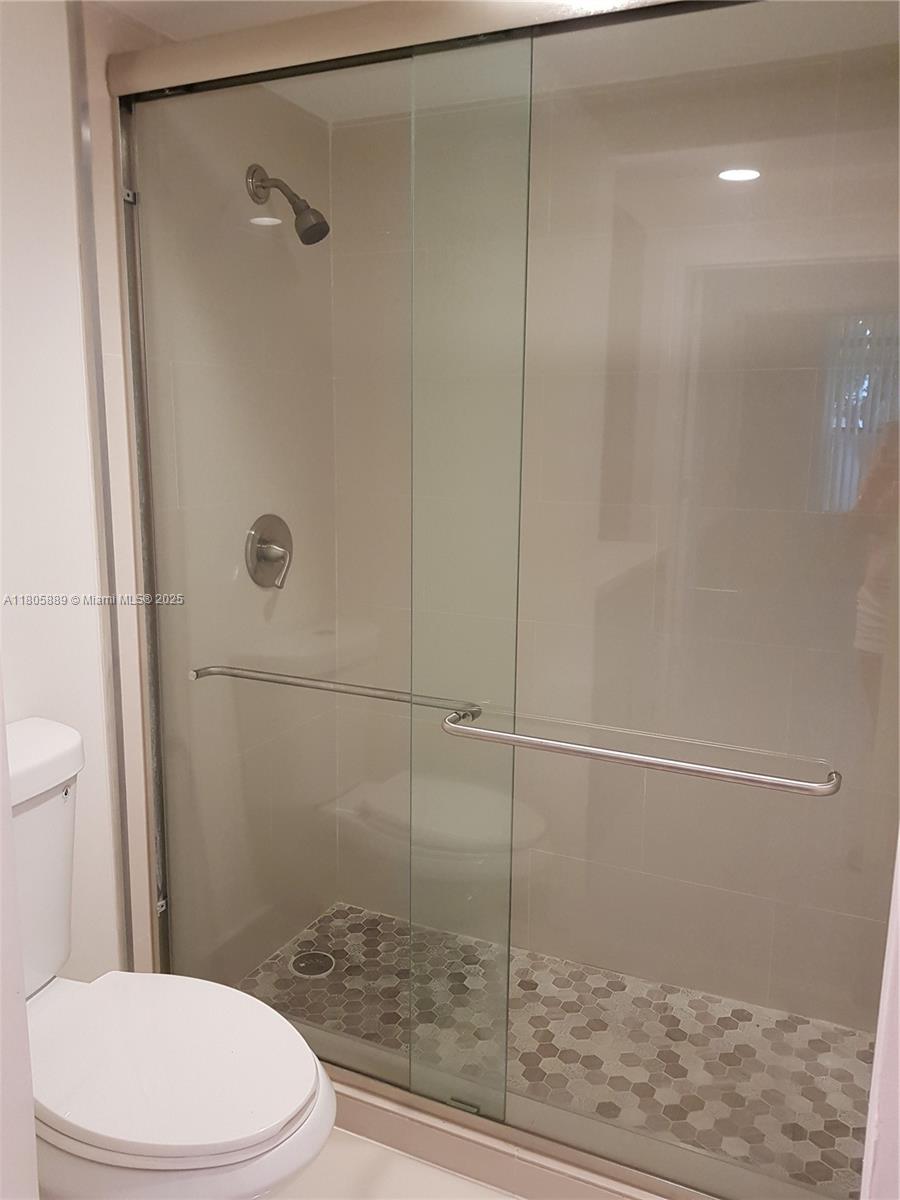 3730 Inverrary Dr #2N, Lauderhill, Florida image 10