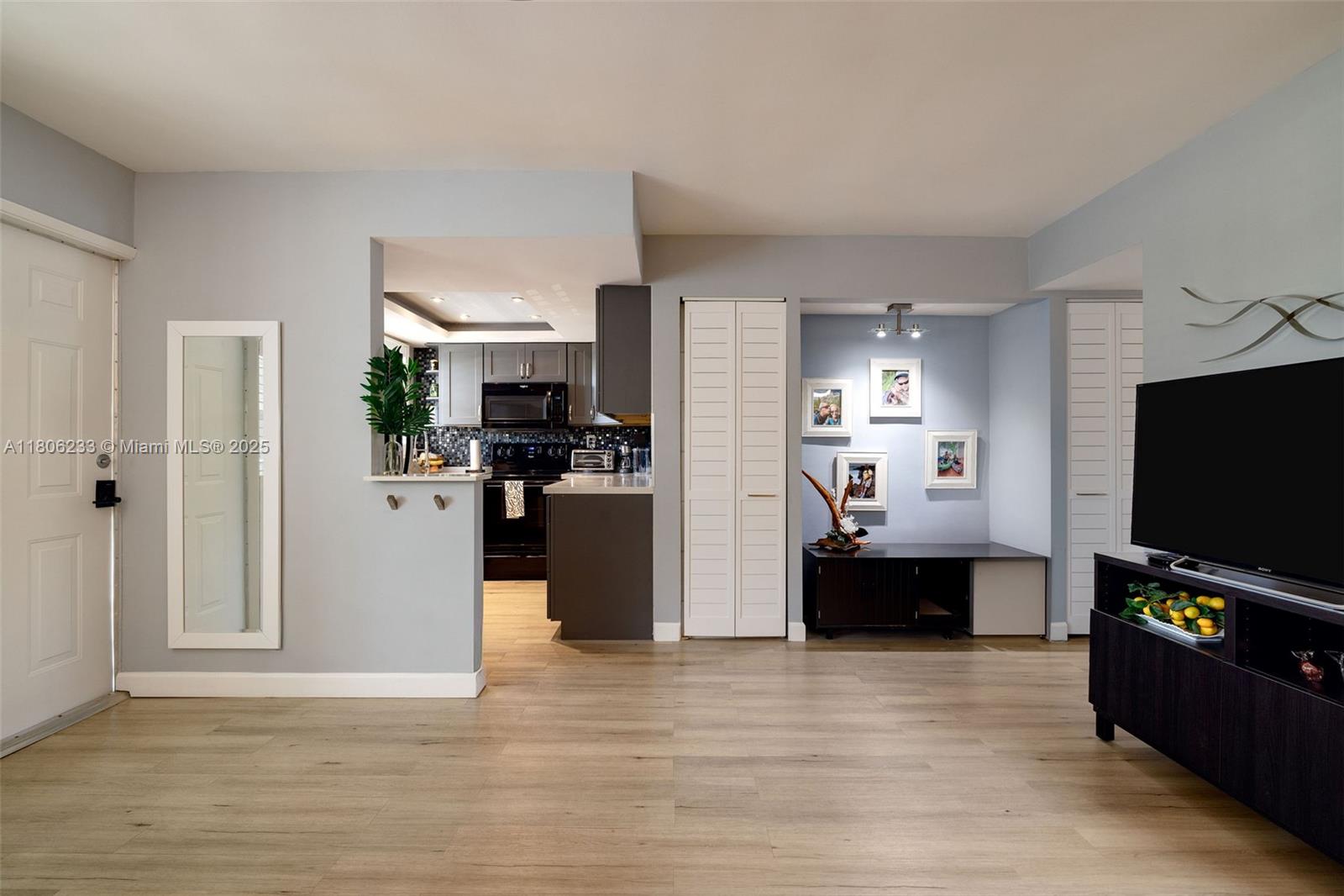 535 Hendricks Isle #303, Fort Lauderdale, Florida image 7
