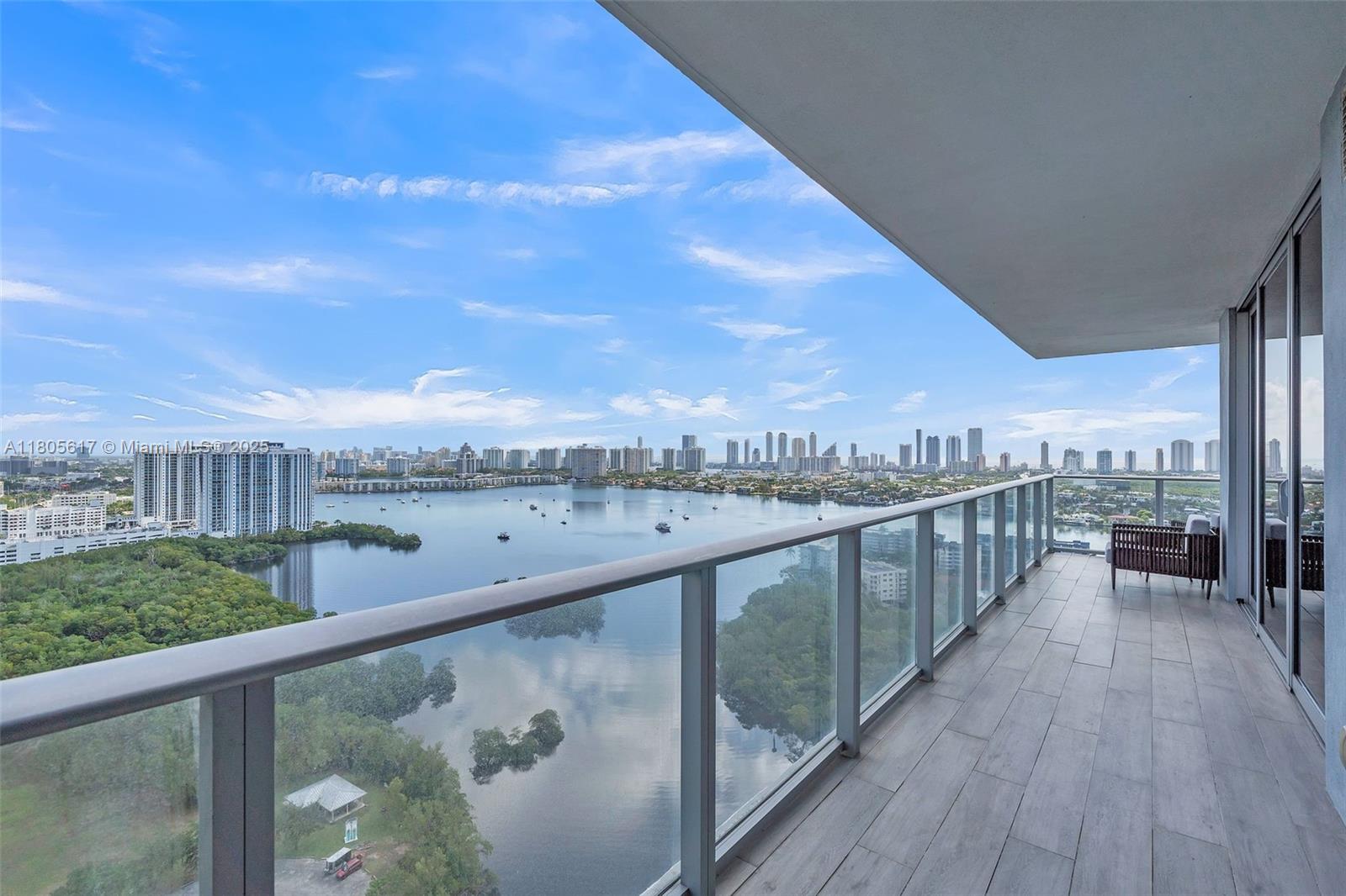 16385 Biscayne Blvd #2707, North Miami Beach, Florida image 3