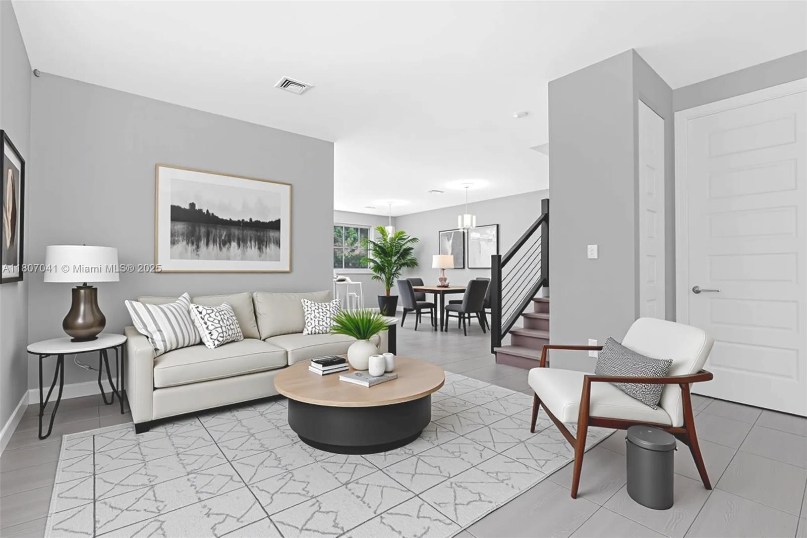 7823 NW 105th Ave, Doral, Florida image 3