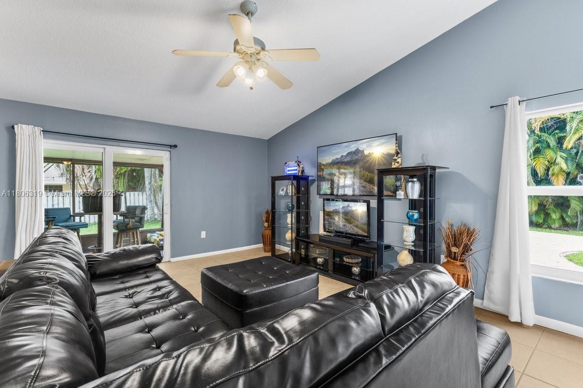 Residential, Davie, Florida image 7