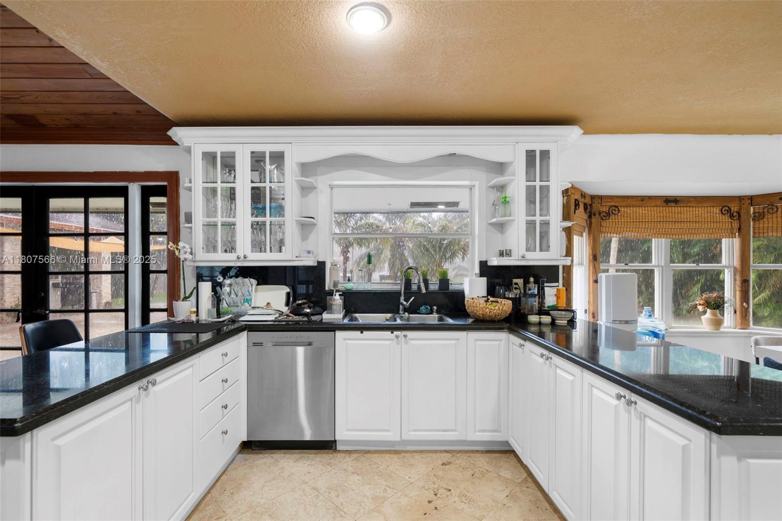 5310 SW 172nd Ave, Southwest Ranches, Florida image 13