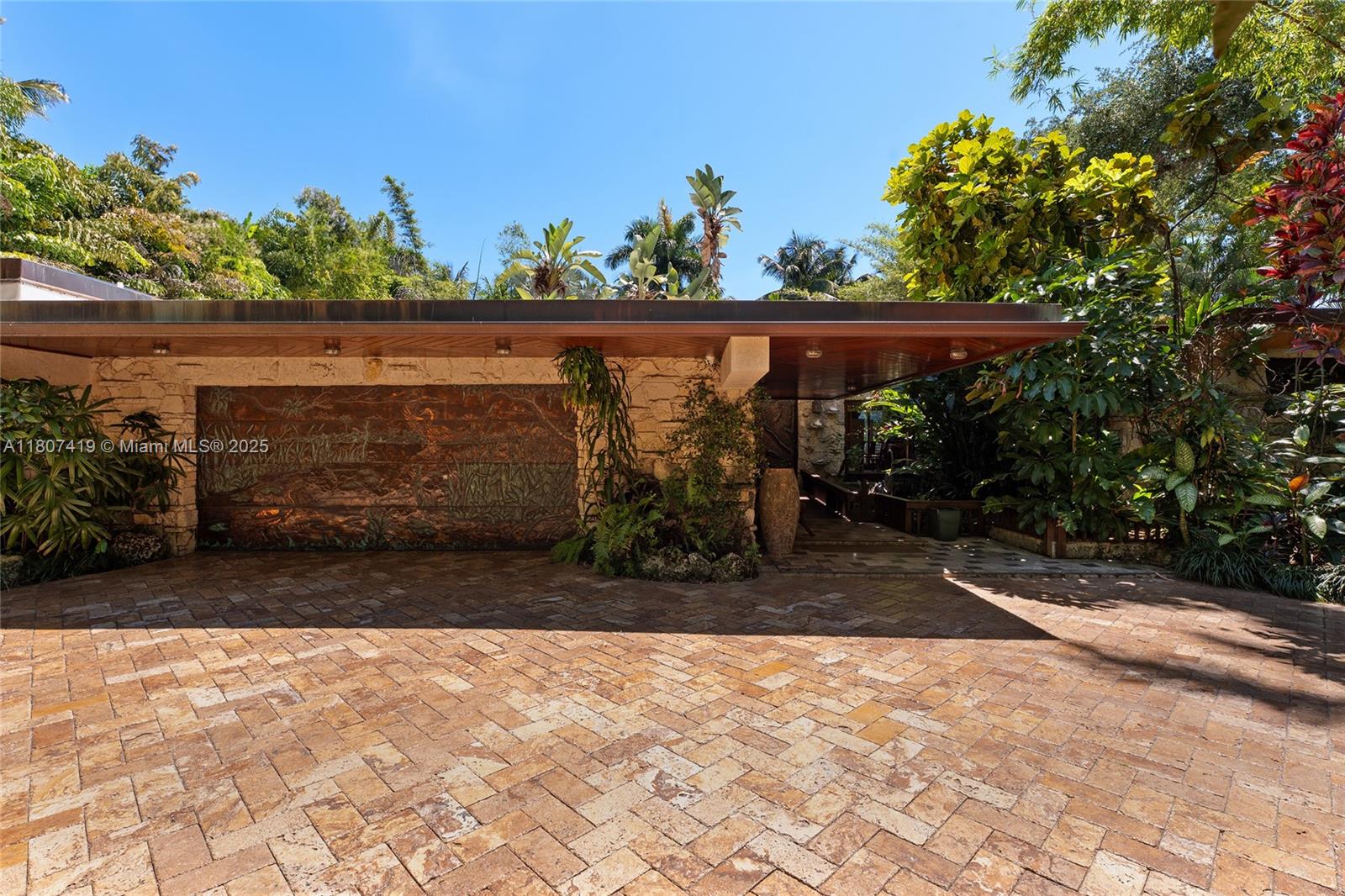 Listing Photo 15