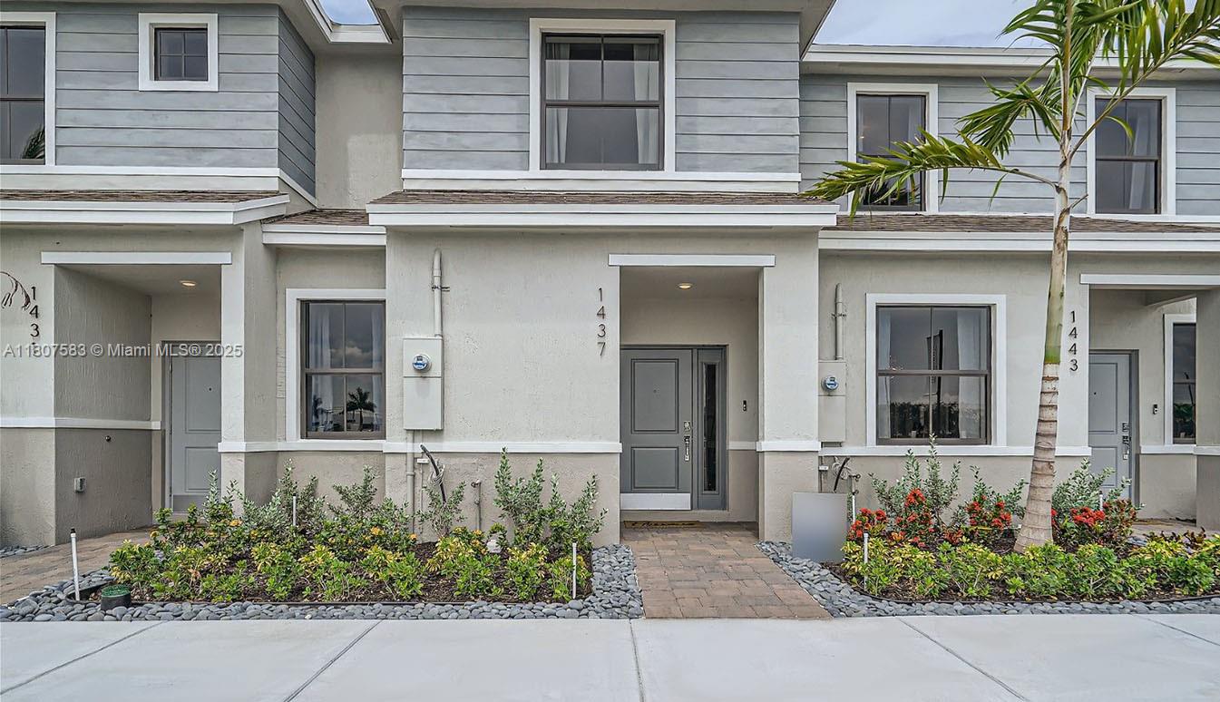 1497 NE 3rd Avenue, Florida City, Florida image 1
