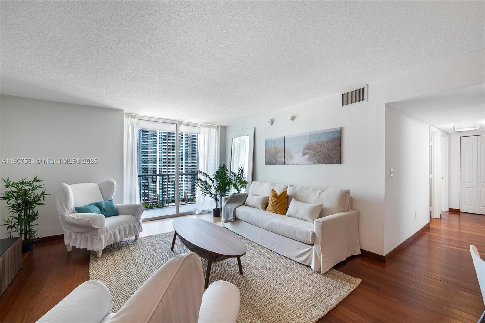 Condo for Rent in Miami, FL