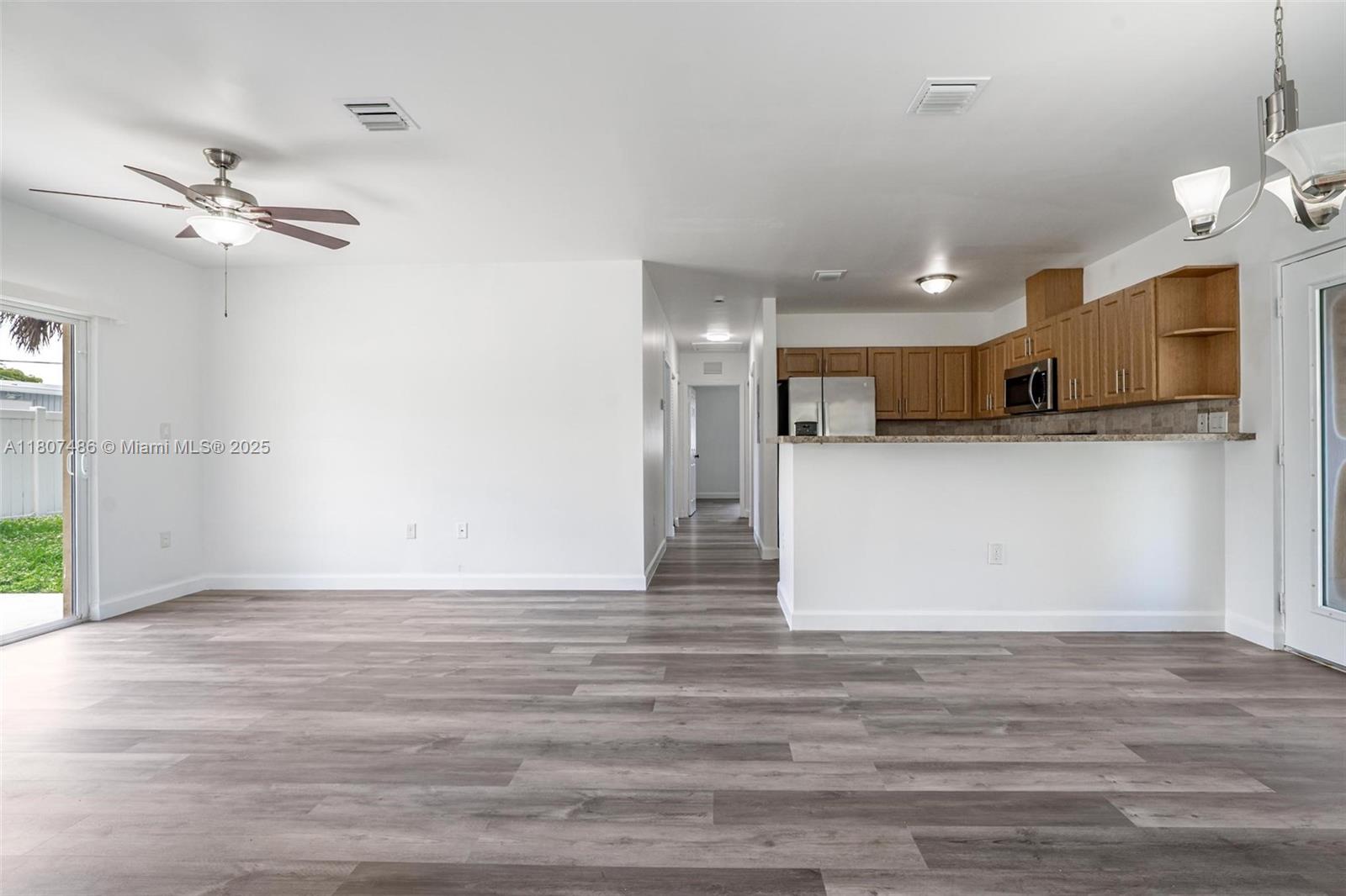 1402 E River Dr, Margate, Florida image 14