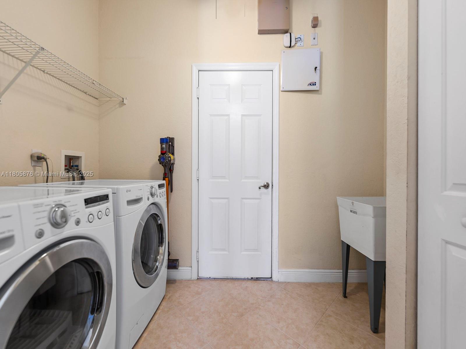 19165 N Gardenia Ave, Weston, Florida image 34