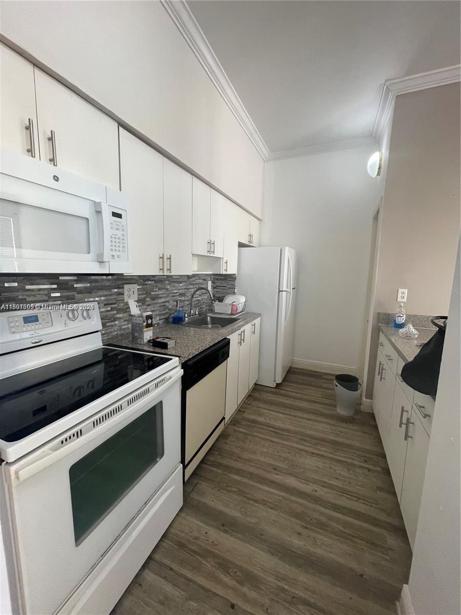Property photo # 6