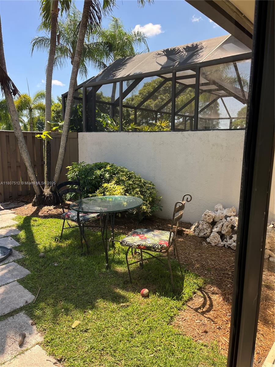 Listing Photo 11