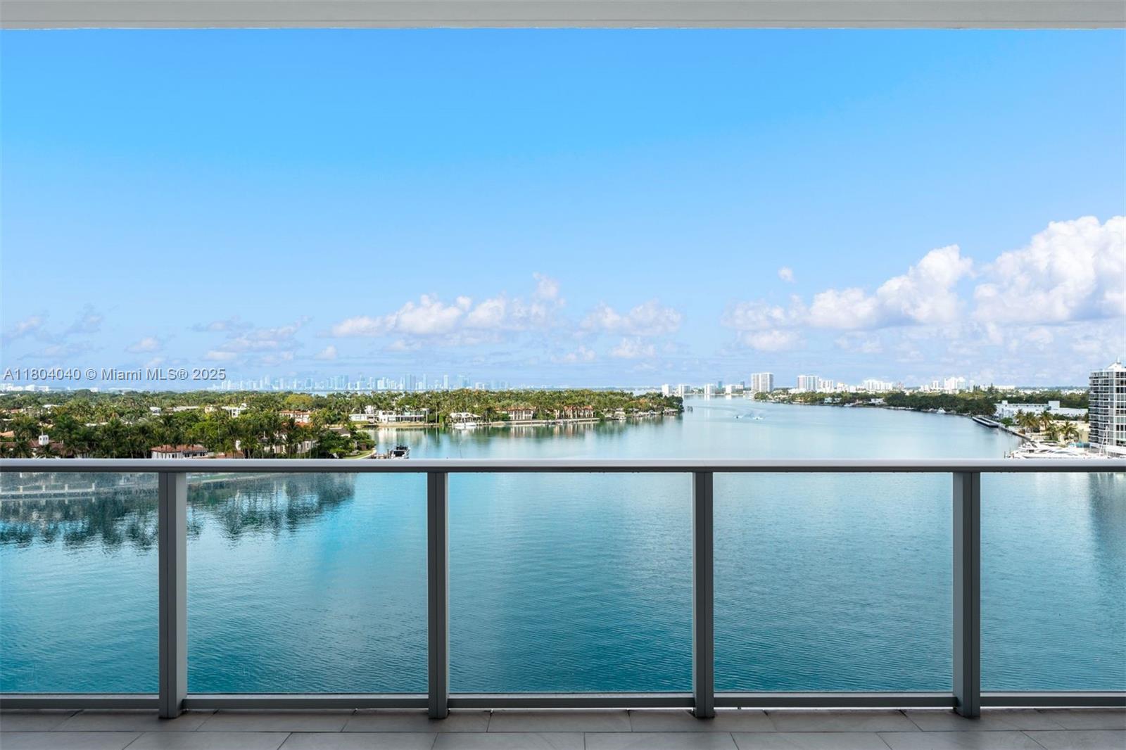 Condo for Sale in Miami Beach, FL
