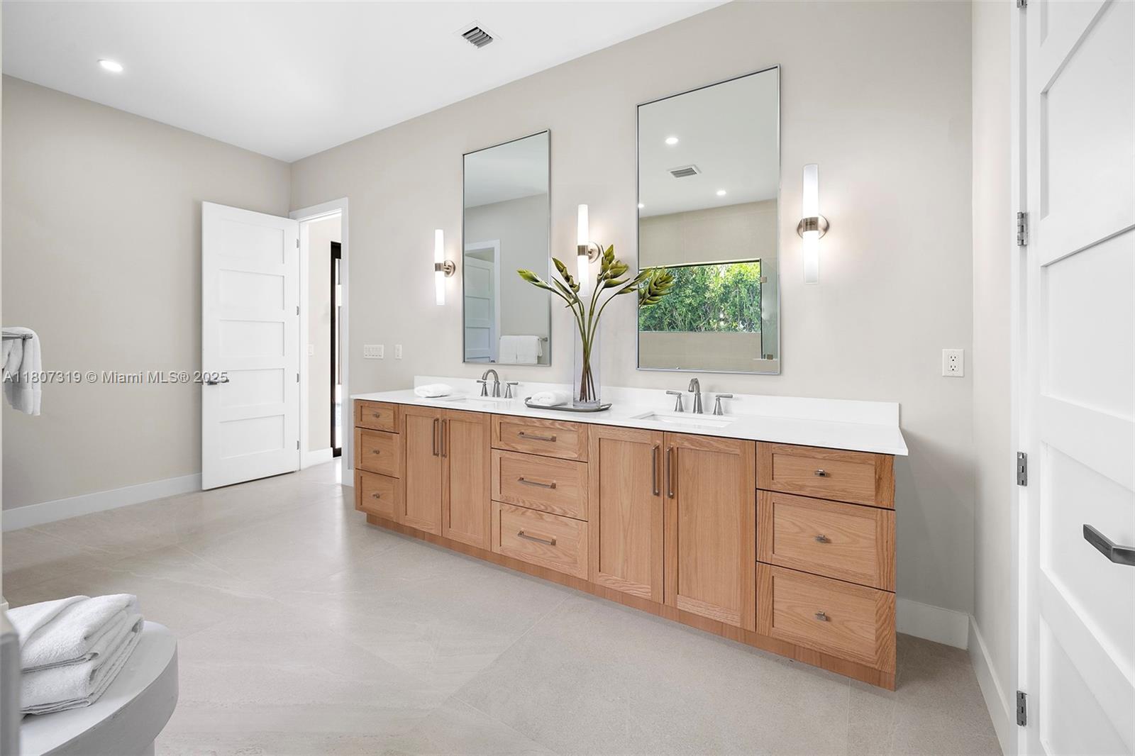 17214 SW 92nd Ave, Palmetto Bay, Florida image 31