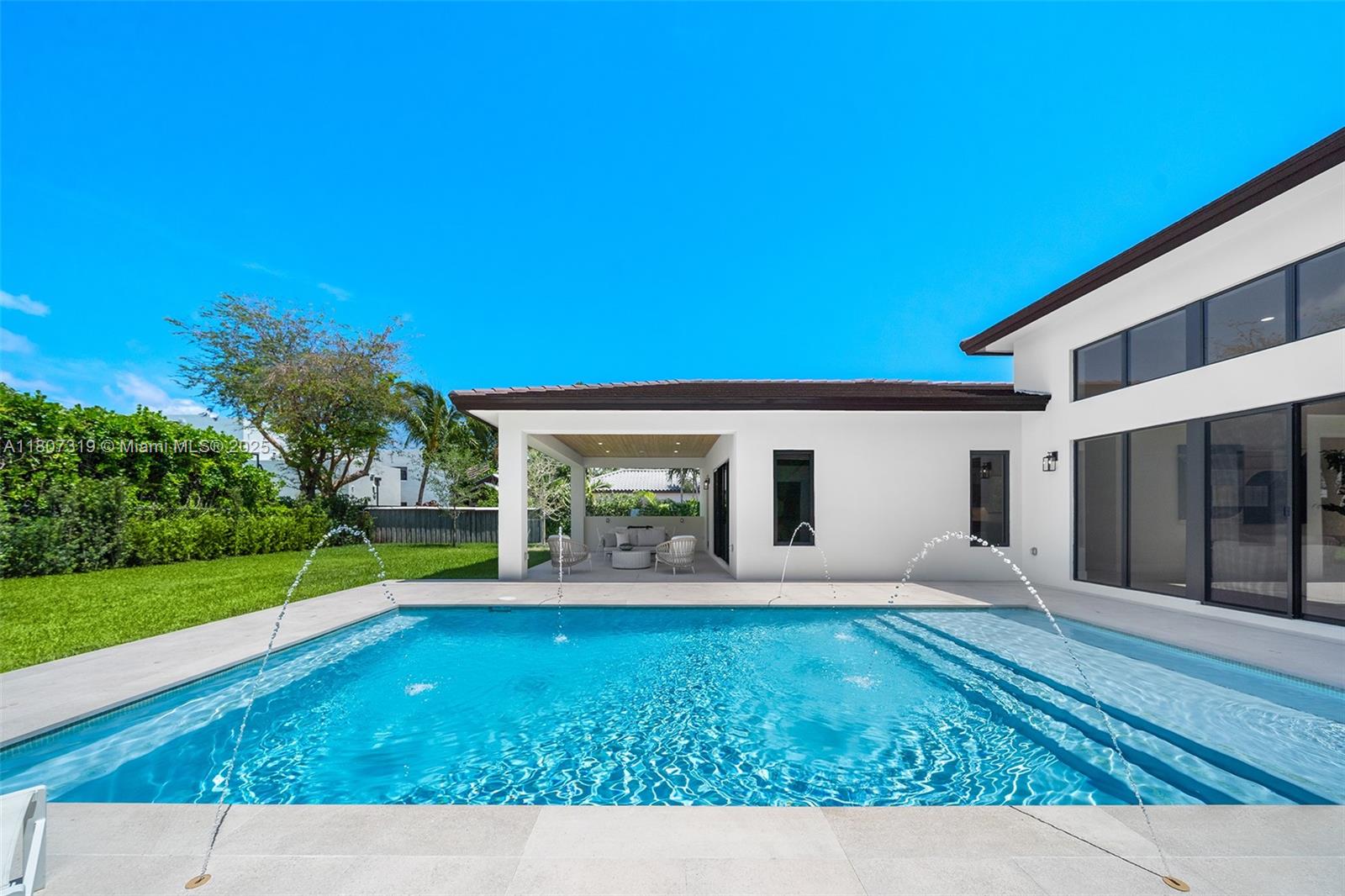 17214 SW 92nd Ave, Palmetto Bay, Florida image 46