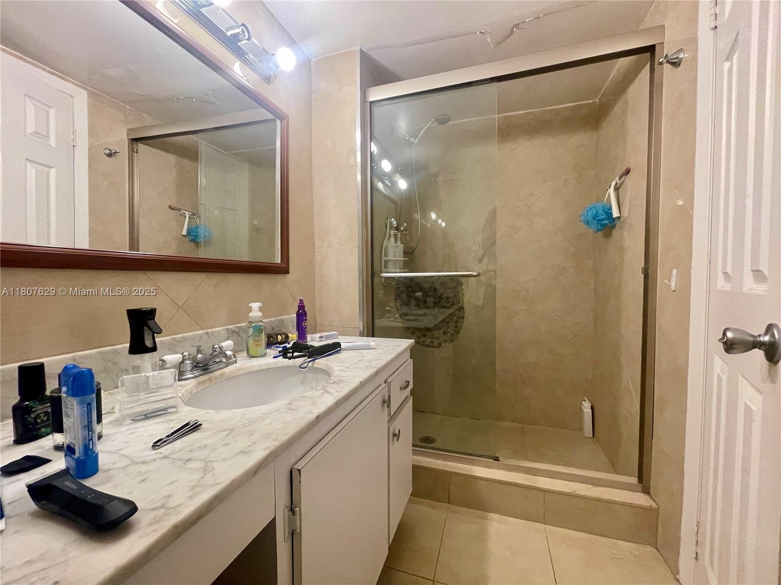 2750 NE 183rd St #2308, Aventura, Florida image 13