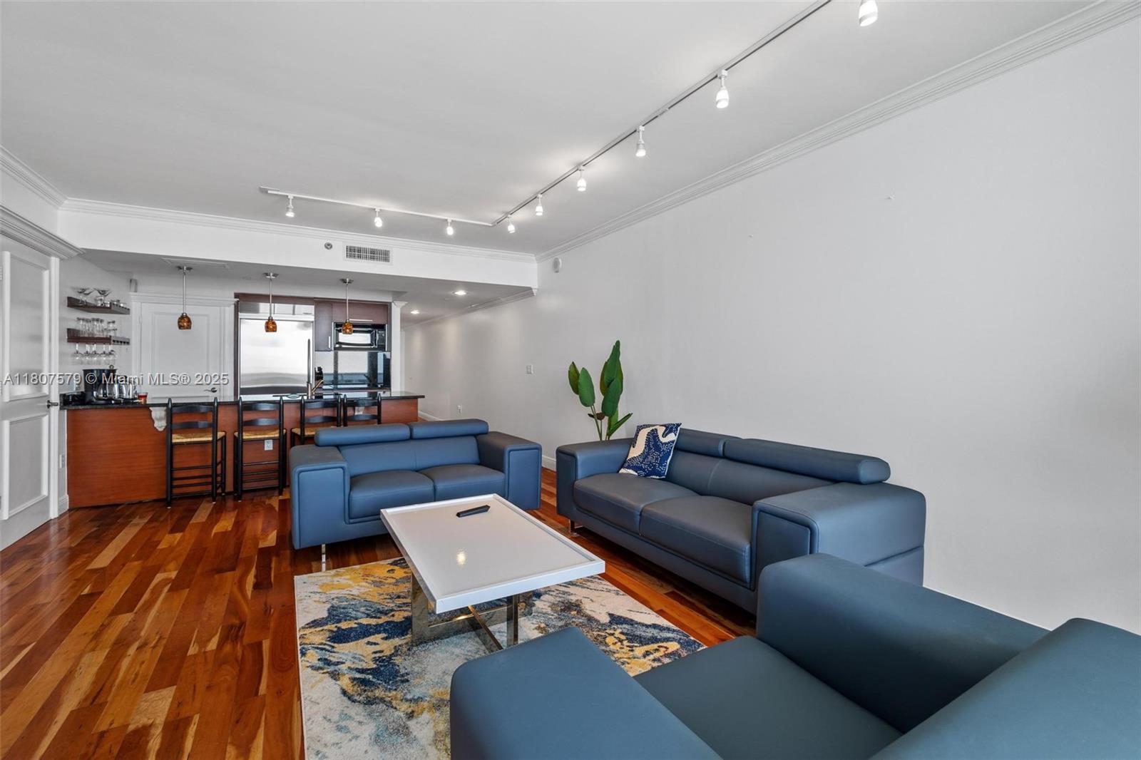 Property photo # 6
