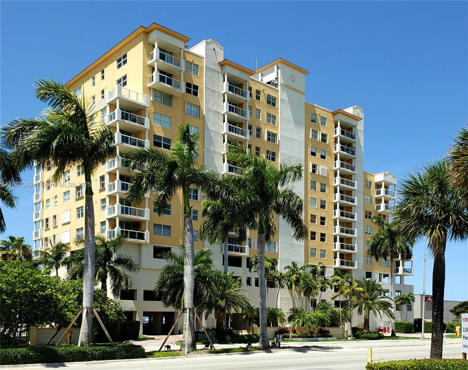 1625 Kennedy Cswy #1207C, North Bay Village, Florida image 1