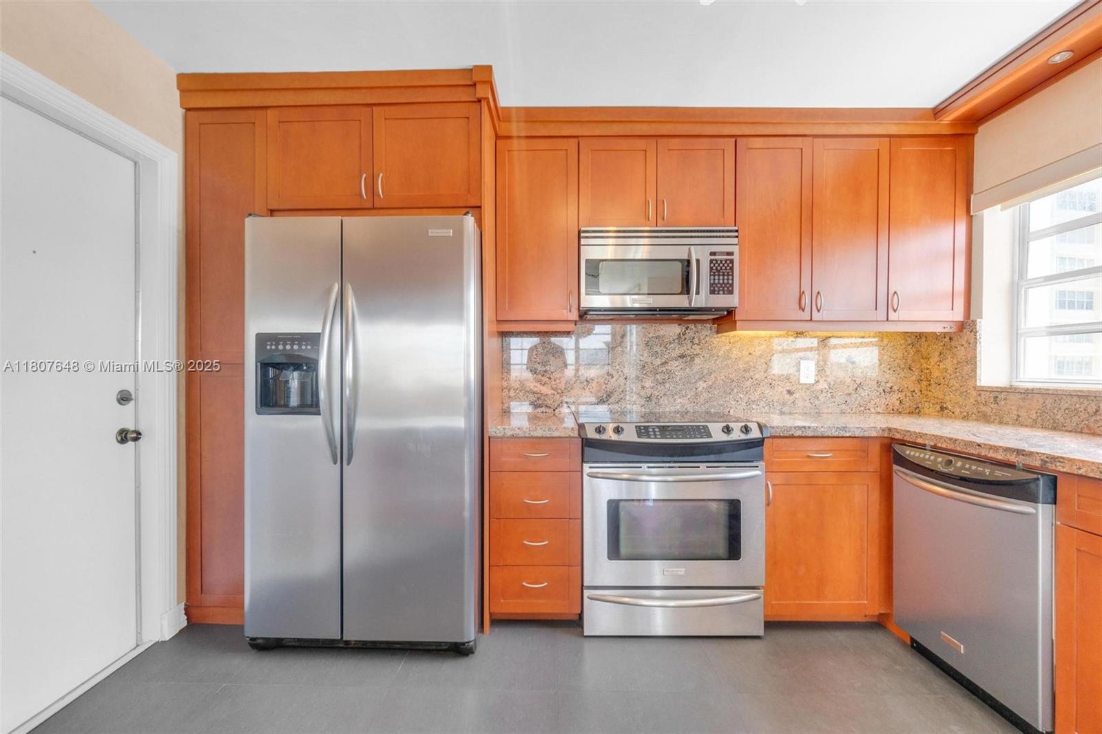 1801 S Ocean Dr #538, Hallandale Beach, Florida image 11