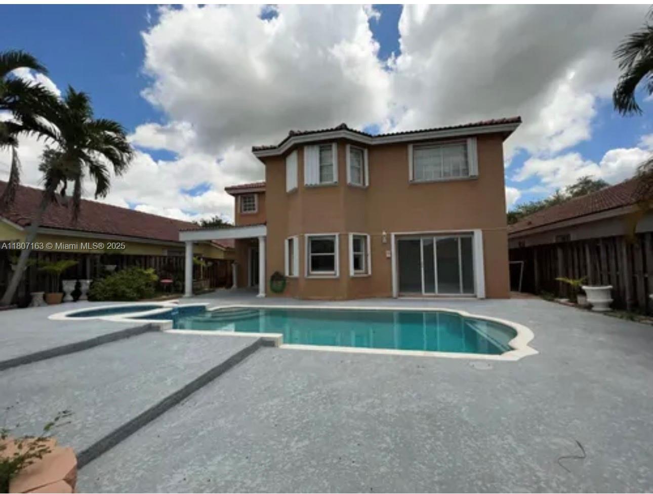16461 SW 100th Ter, Miami, Florida image 14