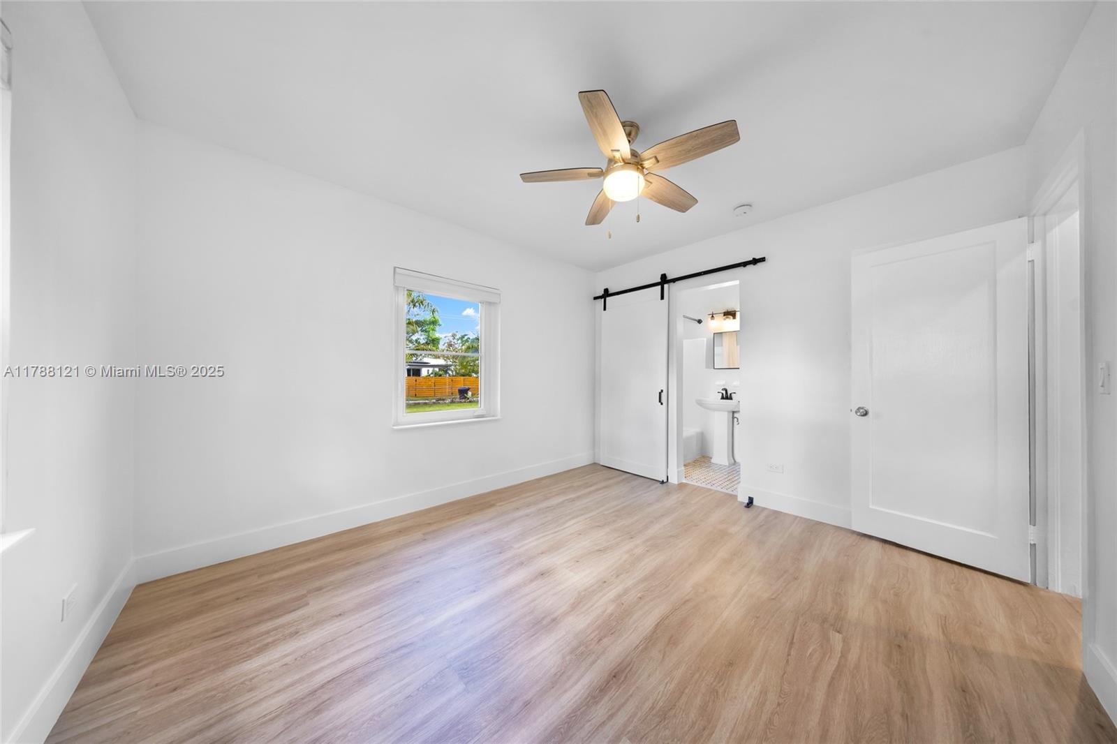 1000 Plover Ave, Miami Springs, Florida image 33